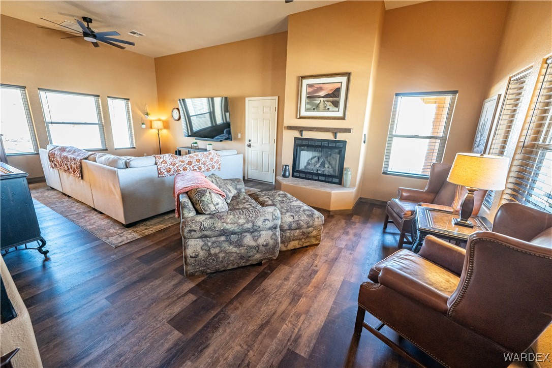 5537 N Storm Cloud Drive