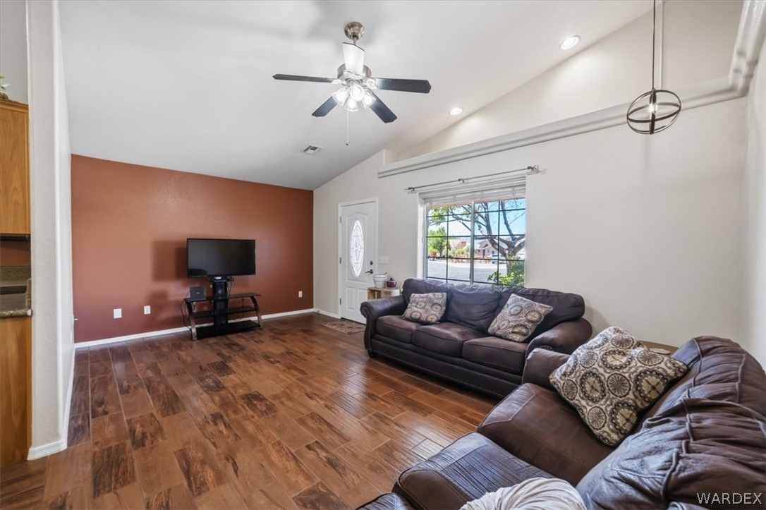 3063 Mallory Loop