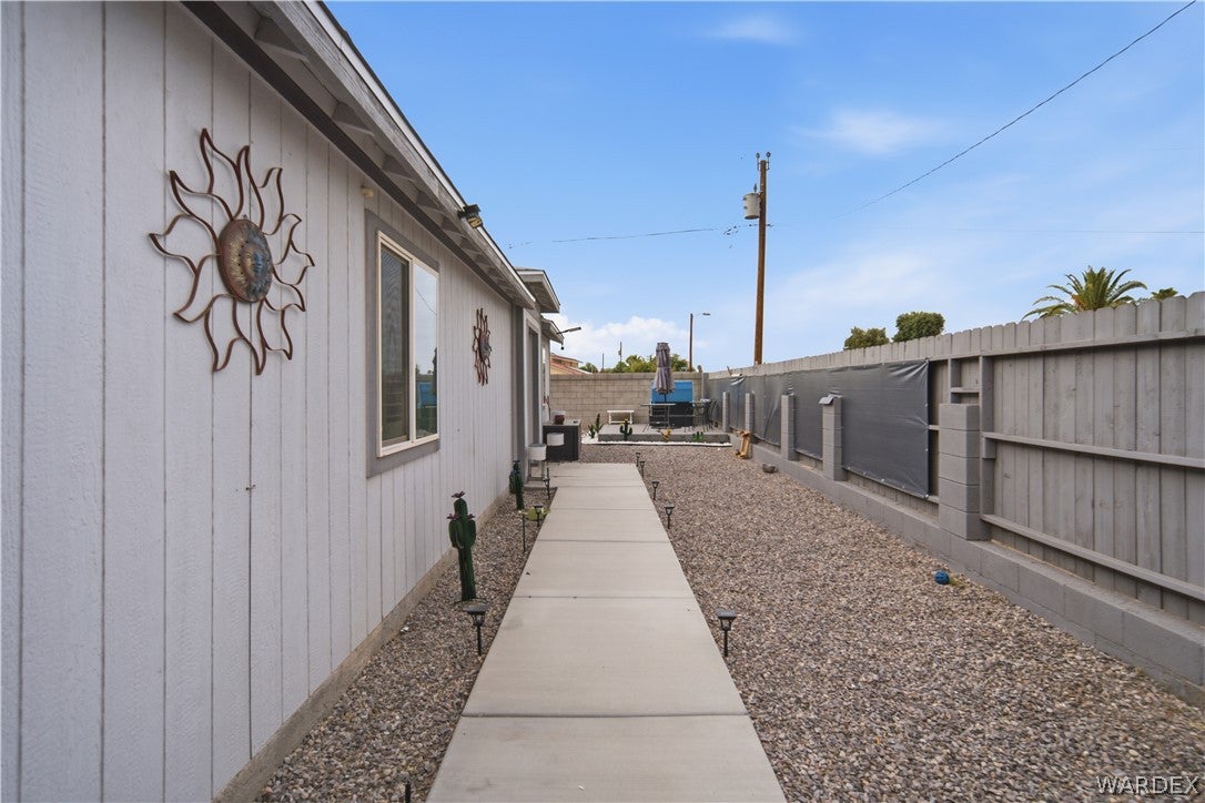 253 Willowood Lane