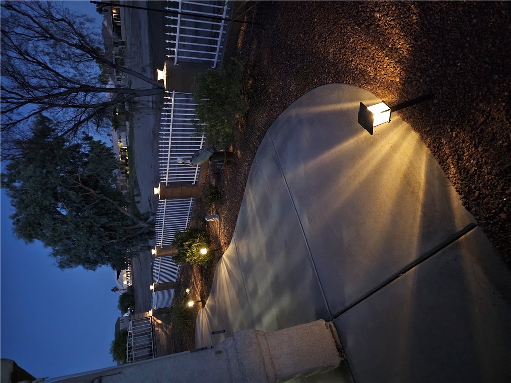 2112 E Crystal Drive