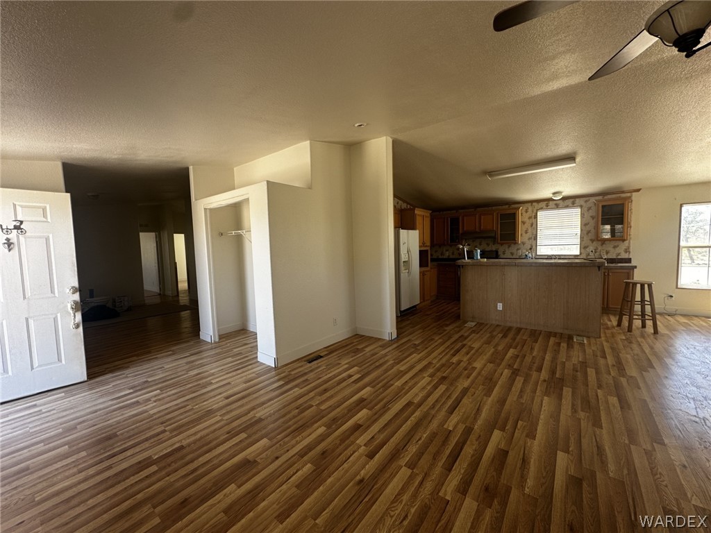 21168 N Ventura Drive