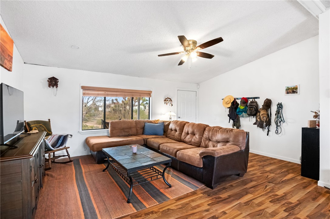 8556 W Wild Horse Drive