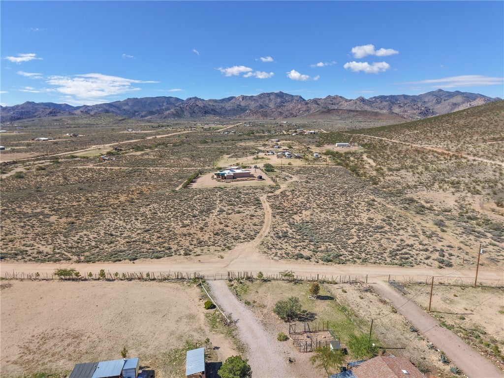 331-34-038 N Choluteca Drive