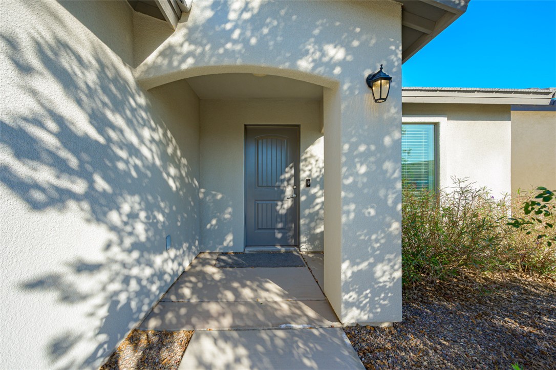 1721 E Desert Fern Way