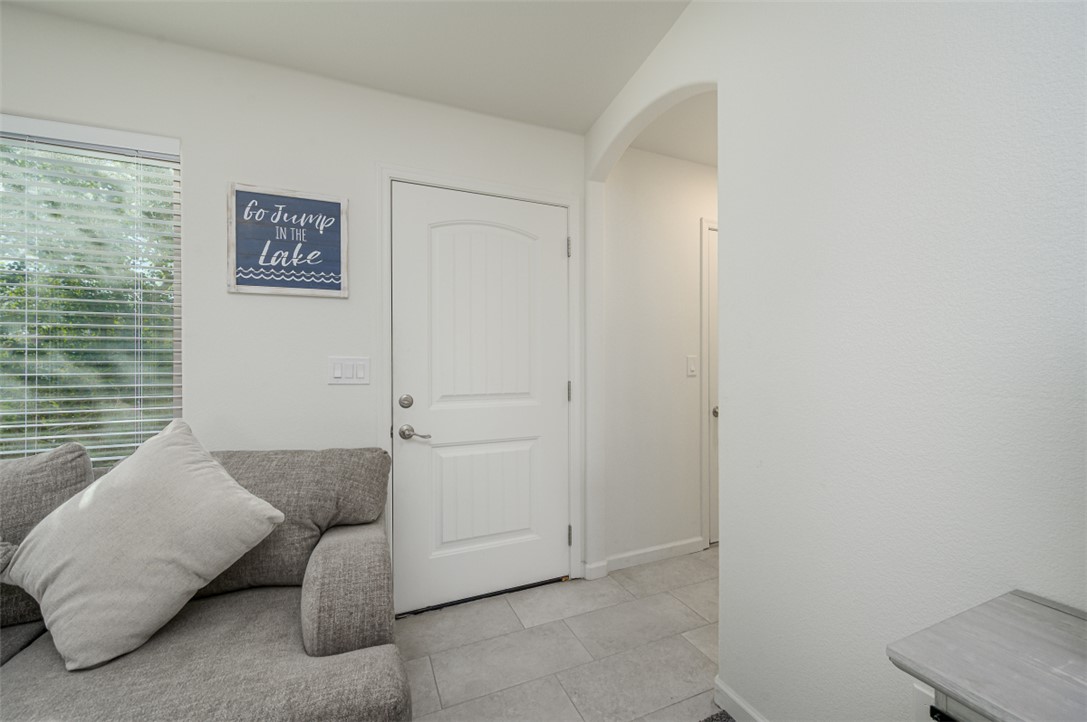 1721 E Desert Fern Way