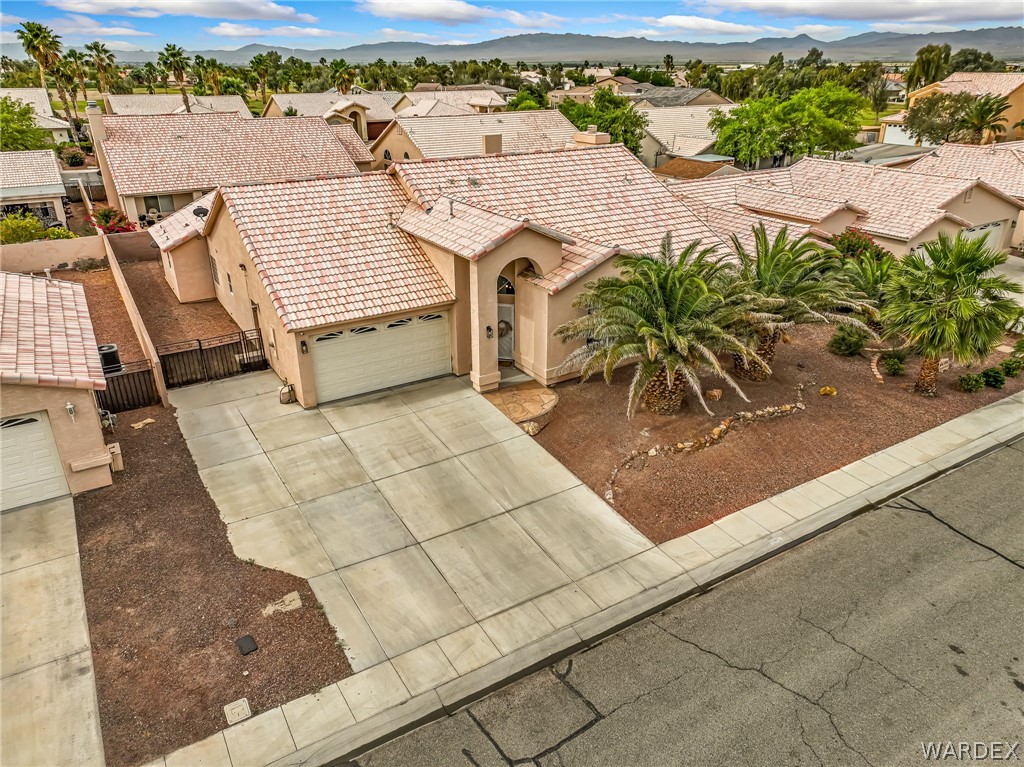 1894 E Emerald Lake Drive