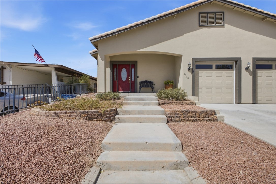 2618 Country Club Drive