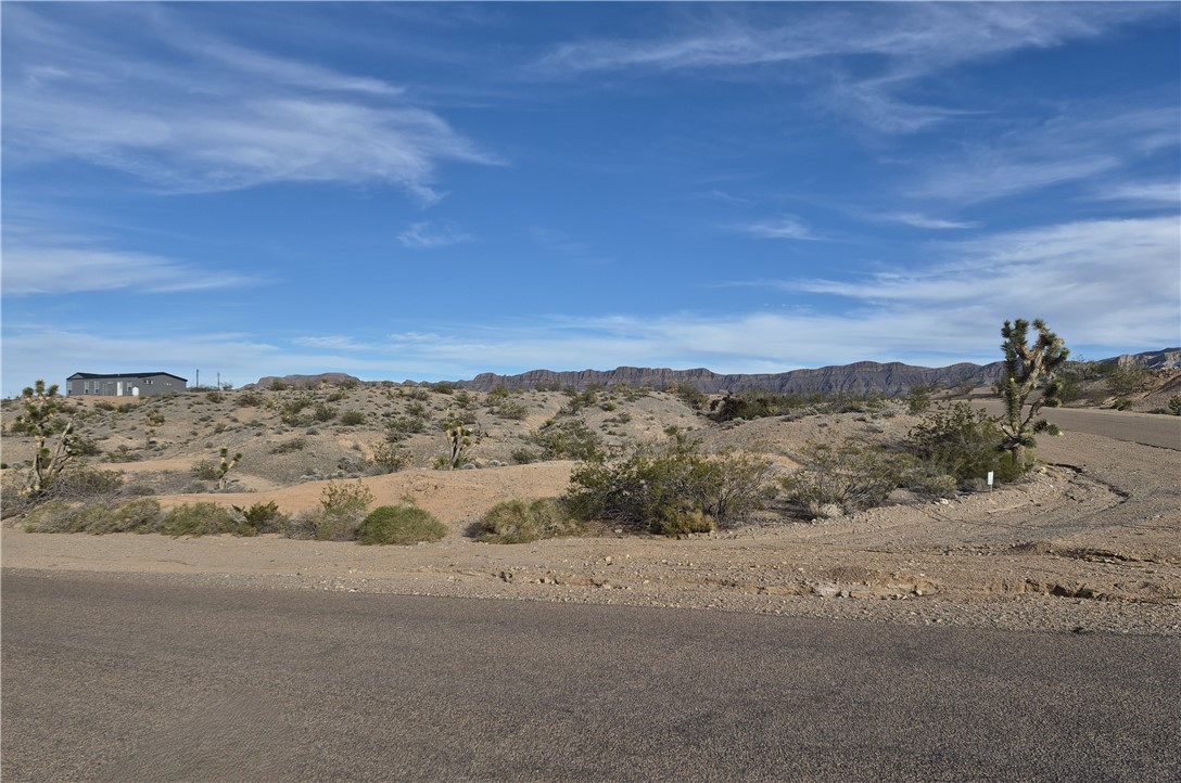 715 & 695 E Spencer Drive