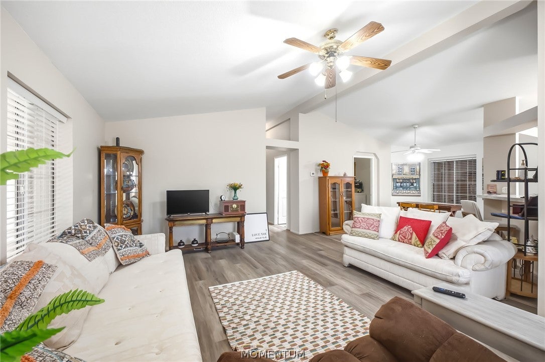 1545 E El Rodeo Road 44
