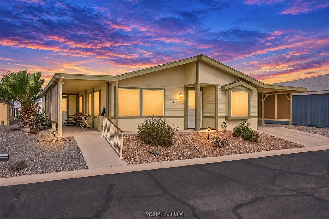 1545 E El Rodeo Road 44