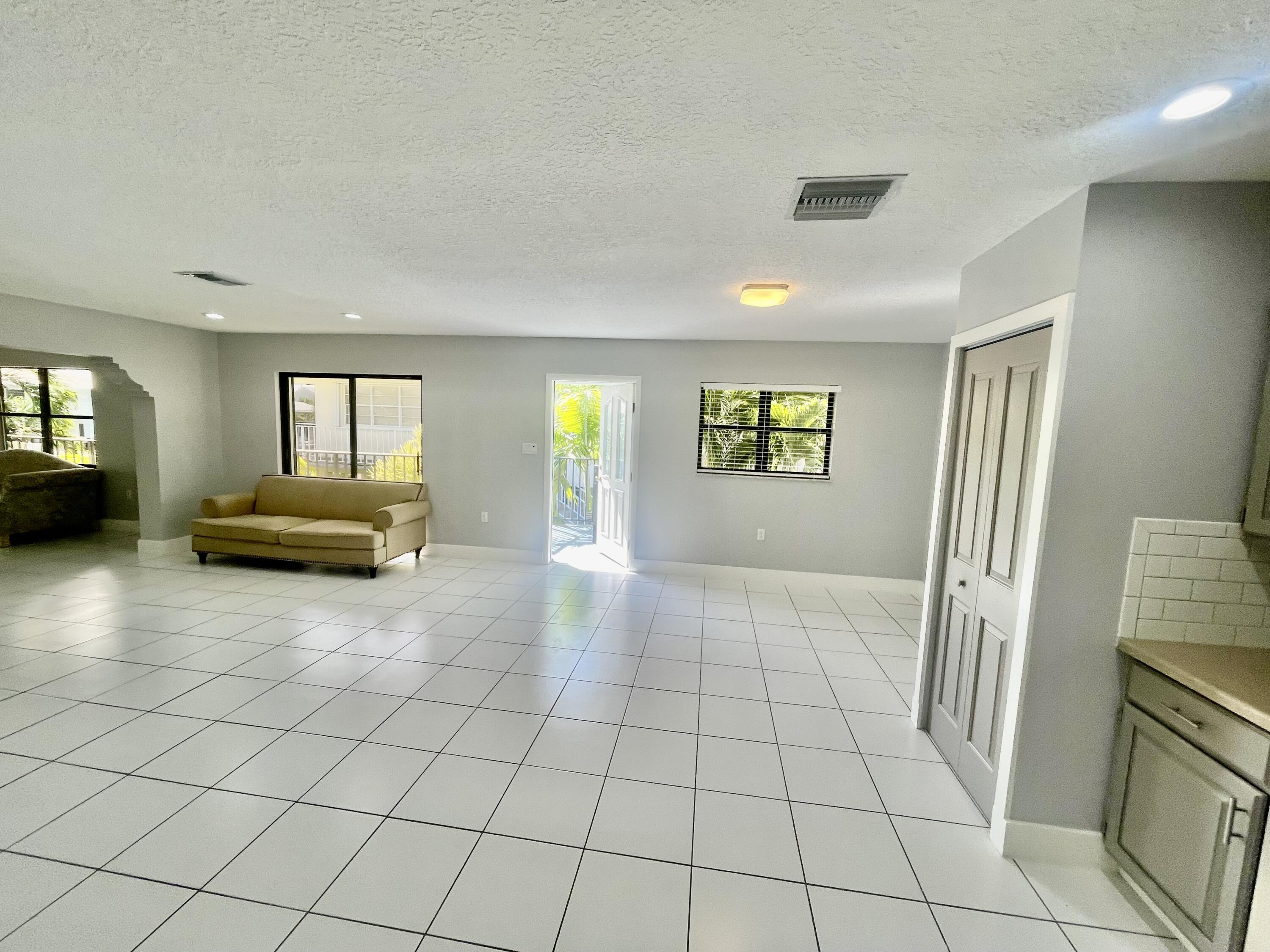 Key Colony, Florida 33051, United States, 6 Bedrooms Bedrooms, ,4 BathroomsBathrooms,Residential,Active,41188