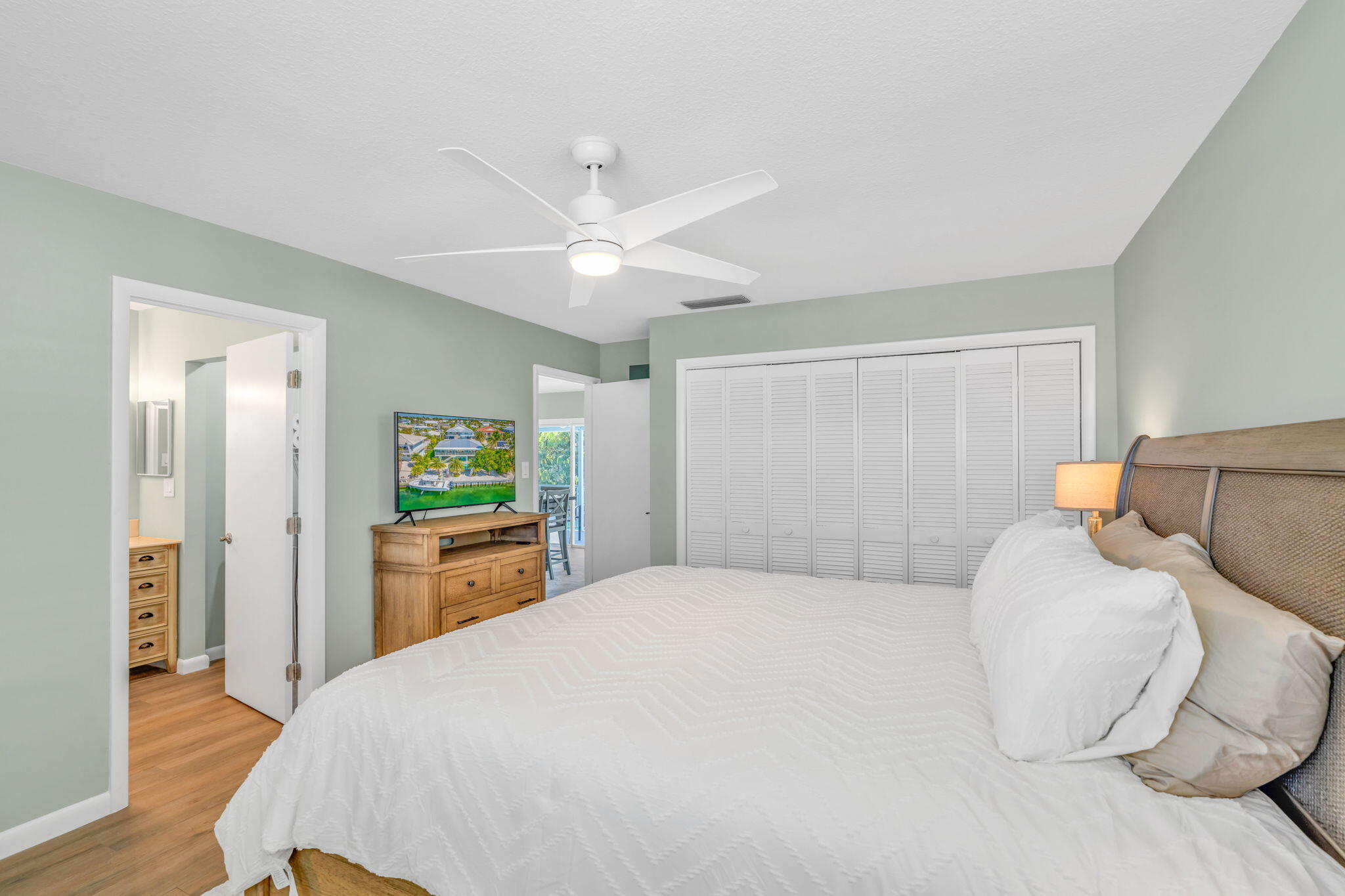 Key Colony, Florida 33051, United States, 2 Bedrooms Bedrooms, ,3 BathroomsBathrooms,Residential,Active,7804