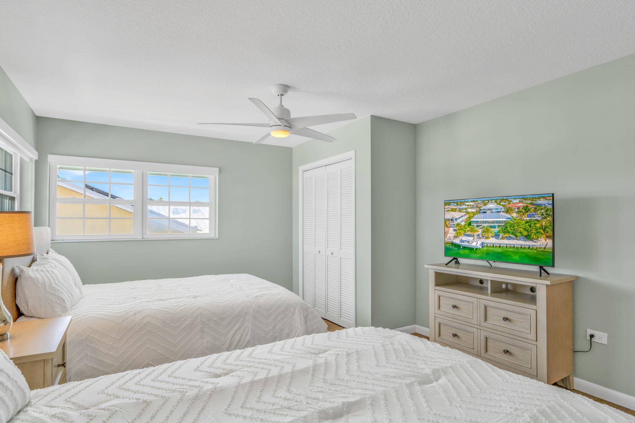 Key Colony, Florida 33051, United States, 2 Bedrooms Bedrooms, ,3 BathroomsBathrooms,Residential,Active,7804