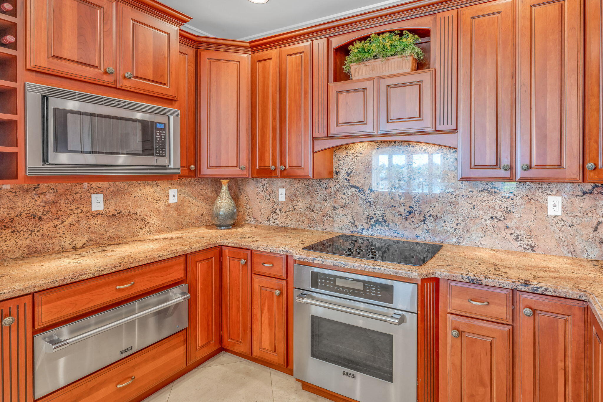 Key Colony, Florida 33051, United States, 4 Bedrooms Bedrooms, ,4 BathroomsBathrooms,Residential,Active,4501