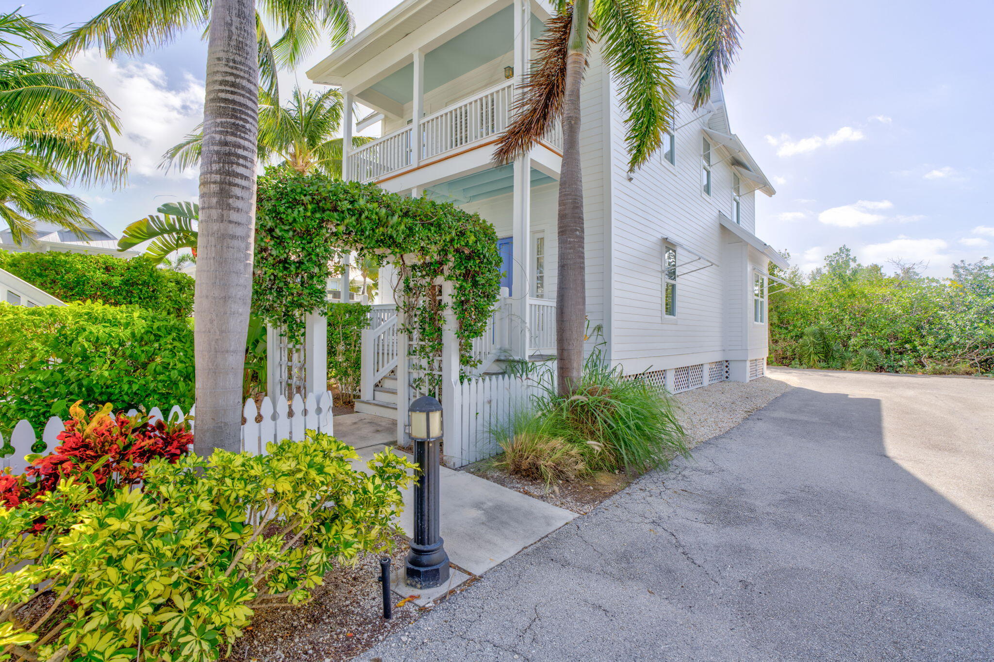 Marathon, Florida 33050, United States, 3 Bedrooms Bedrooms, ,3 BathroomsBathrooms,Residential,Active,167002