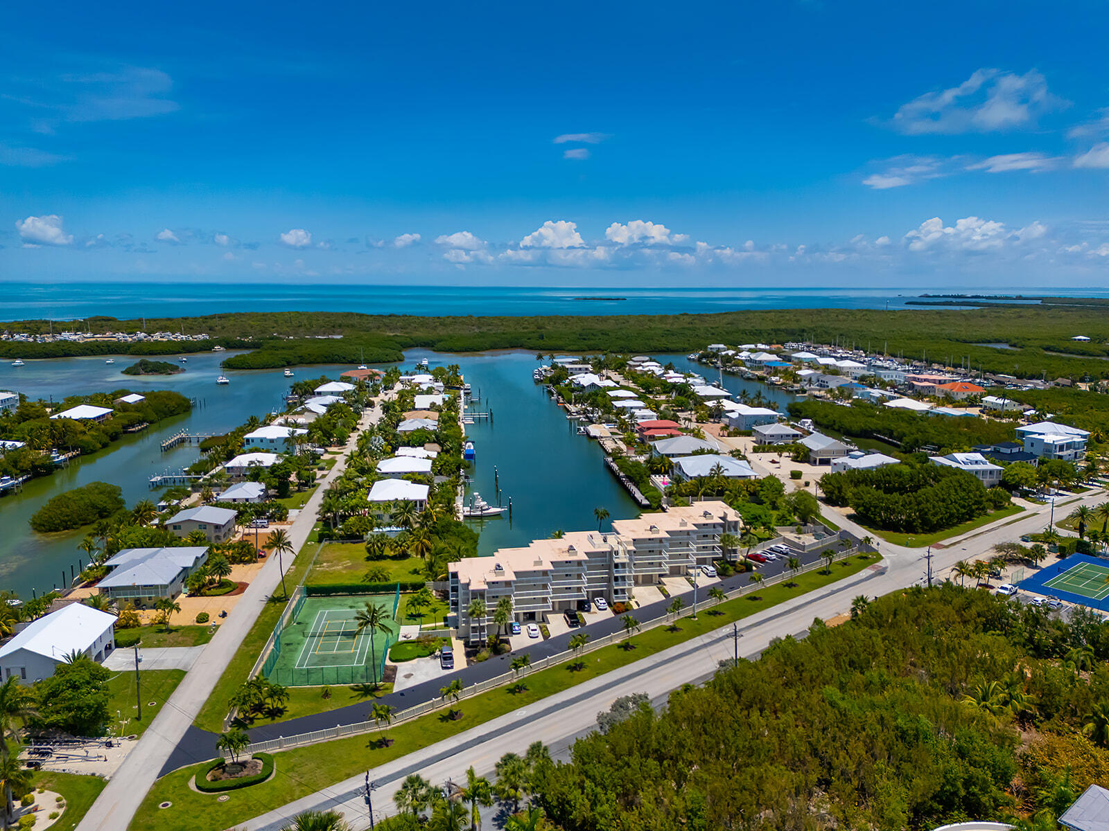 Marathon, Florida 33050, United States, 2 Bedrooms Bedrooms, ,2 BathroomsBathrooms,Residential,Active,139408