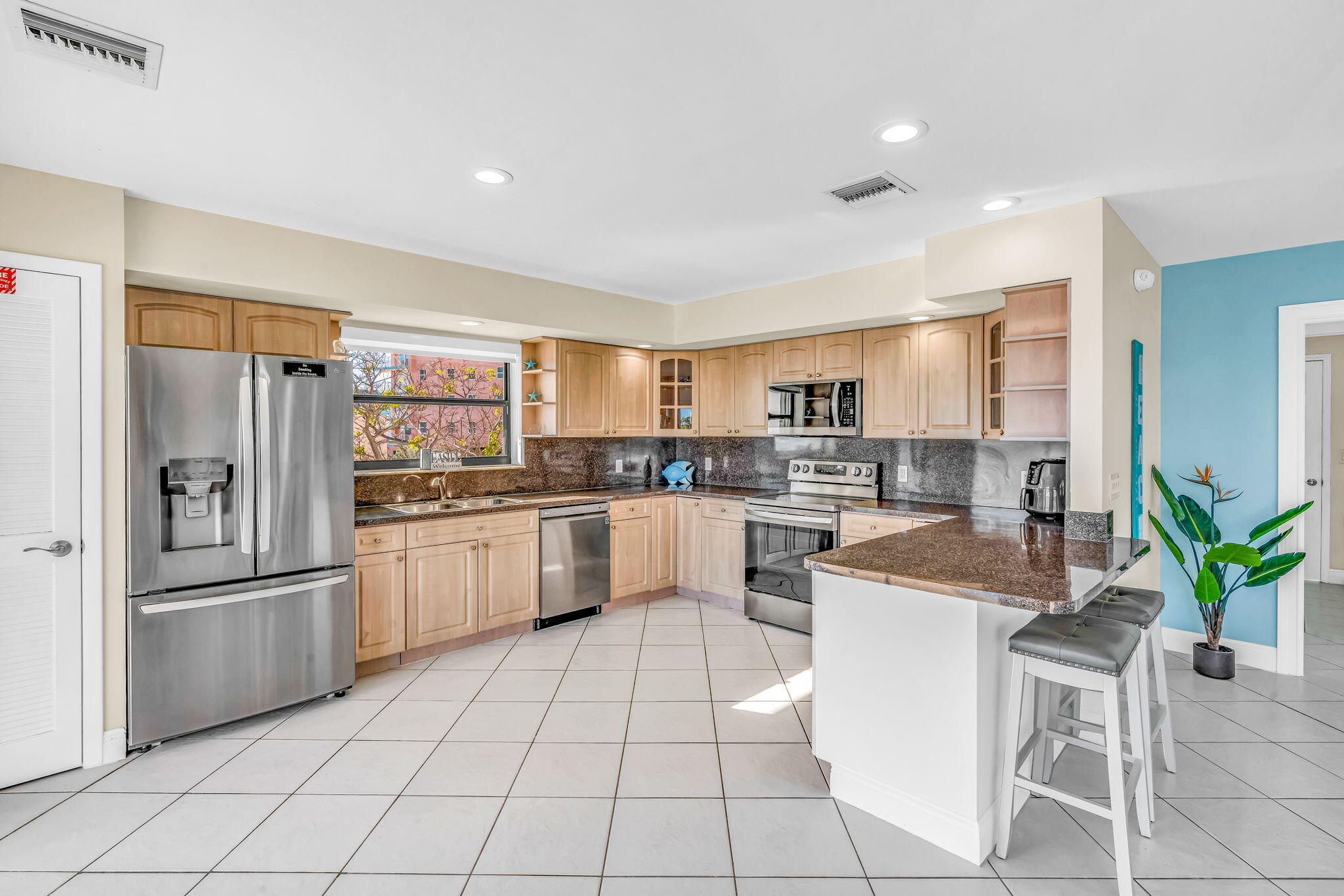 Marathon, Florida 33050, United States, 2 Bedrooms Bedrooms, ,2 BathroomsBathrooms,Residential,Active,154342