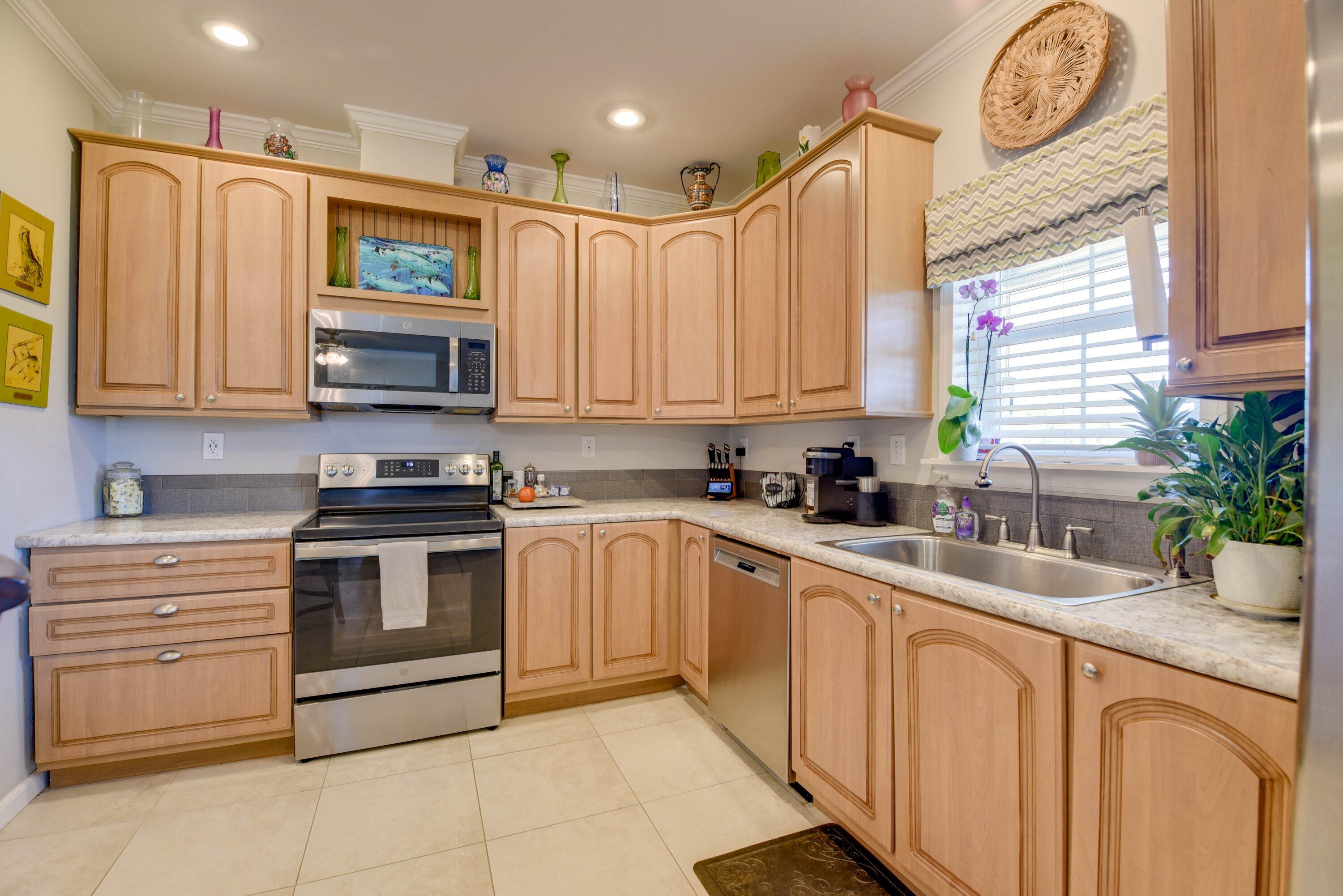 Marathon, Florida 33050, United States, 3 Bedrooms Bedrooms, ,2 BathroomsBathrooms,Residential,Active,111906