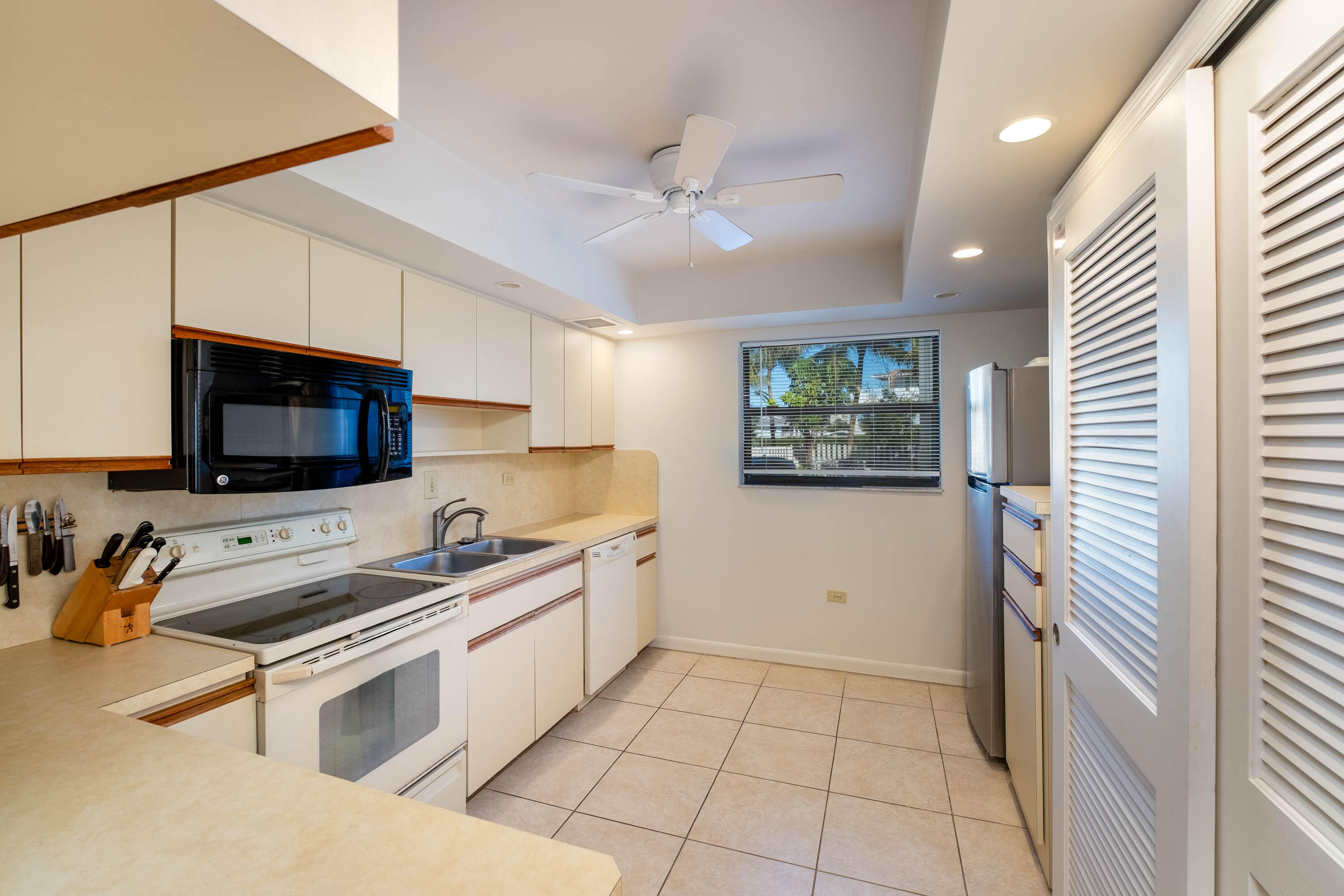 Key Colony, Florida 33051, United States, 2 Bedrooms Bedrooms, ,2 BathroomsBathrooms,Residential,Active,27815