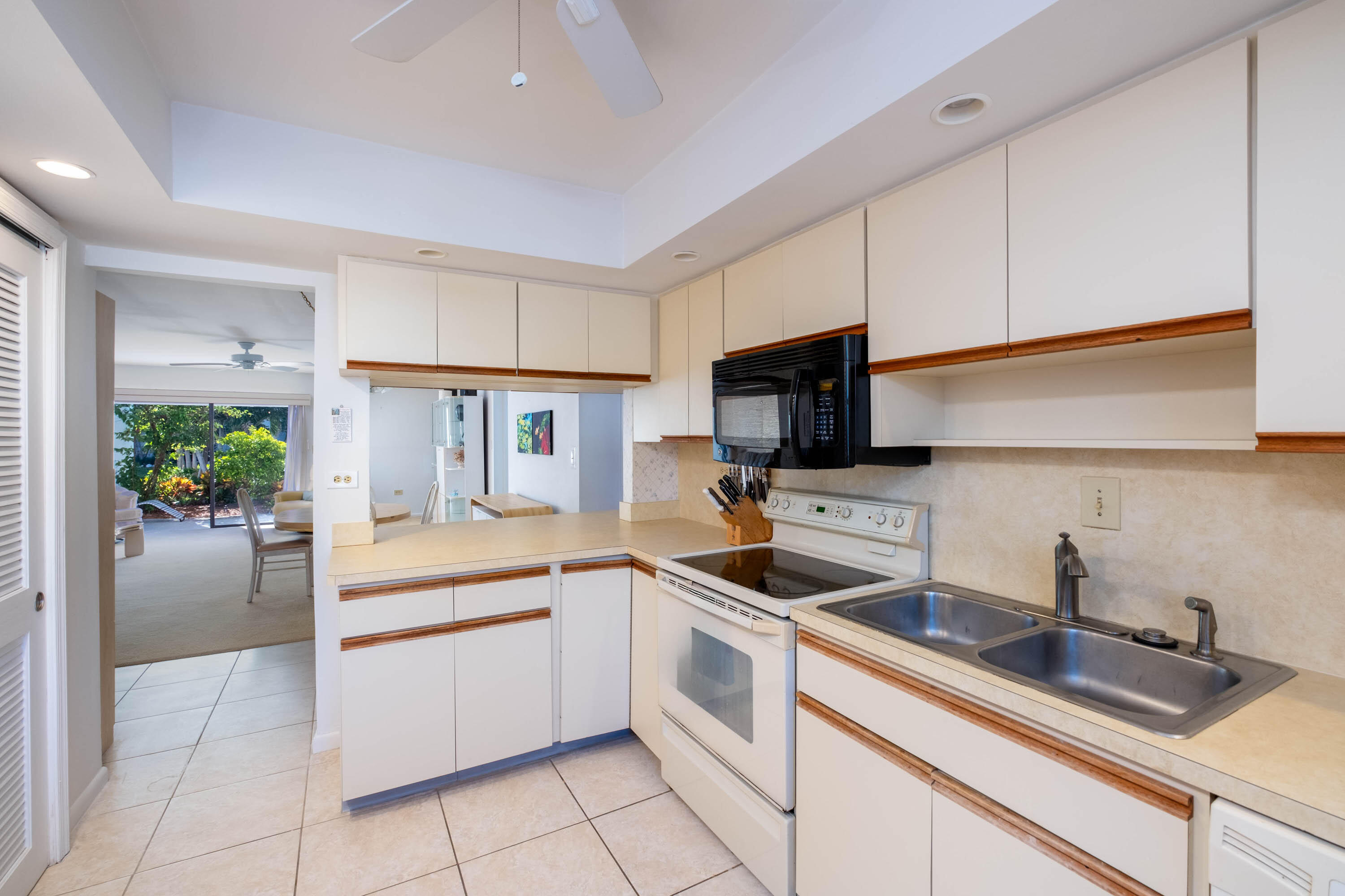 Key Colony, Florida 33051, United States, 2 Bedrooms Bedrooms, ,2 BathroomsBathrooms,Residential,Active,27815