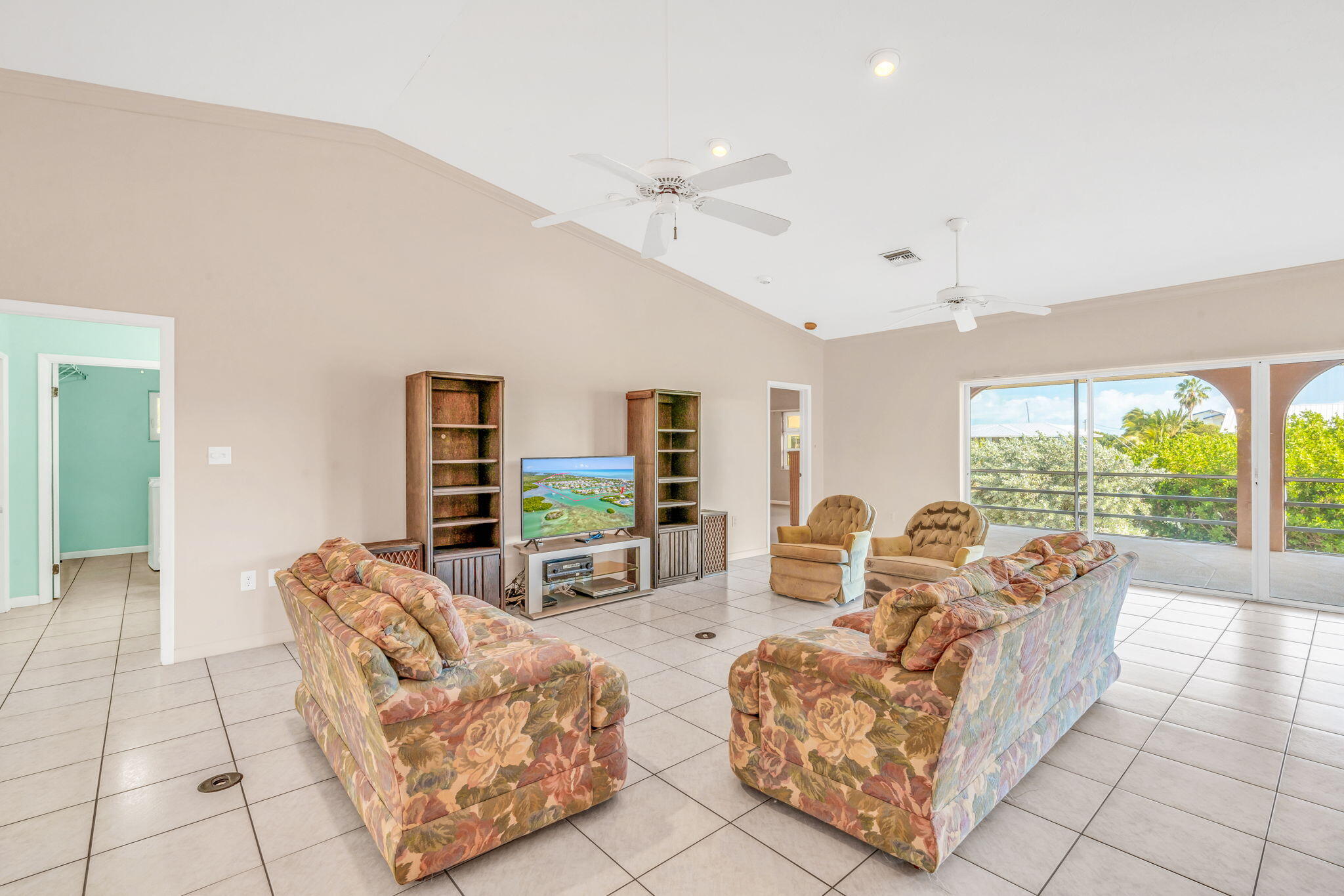 Marathon, Florida 33050, United States, 4 Bedrooms Bedrooms, ,4 BathroomsBathrooms,Residential,Active,25606