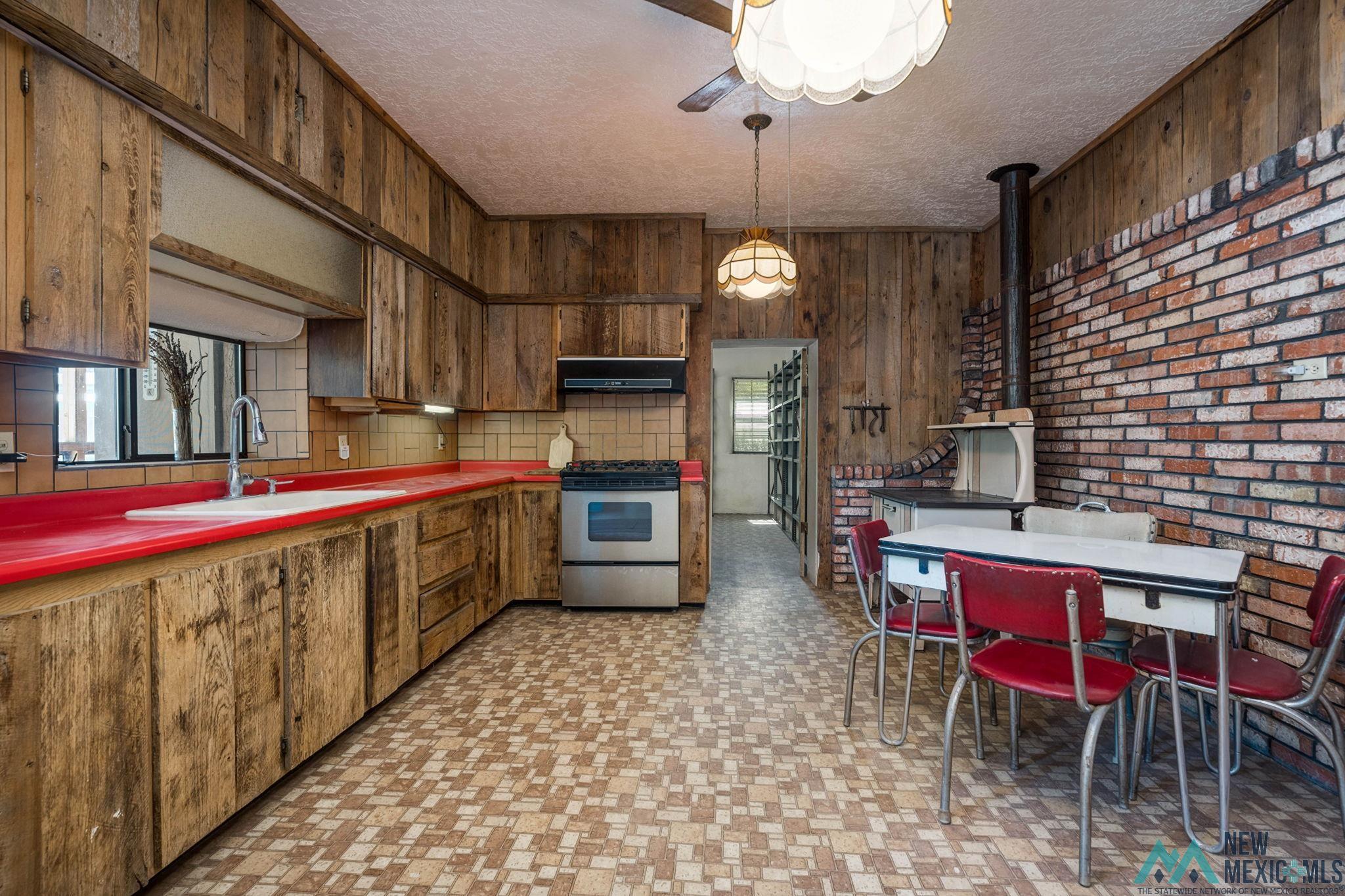 6 Plaza De Monticello Drive, Monticello, New Mexico image 14