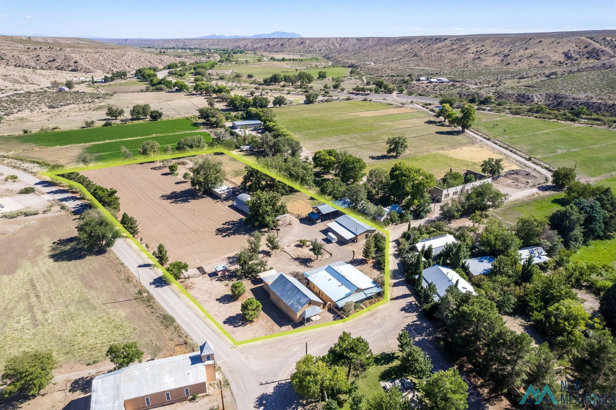 6 Plaza De Monticello Drive, Monticello, New Mexico image 1