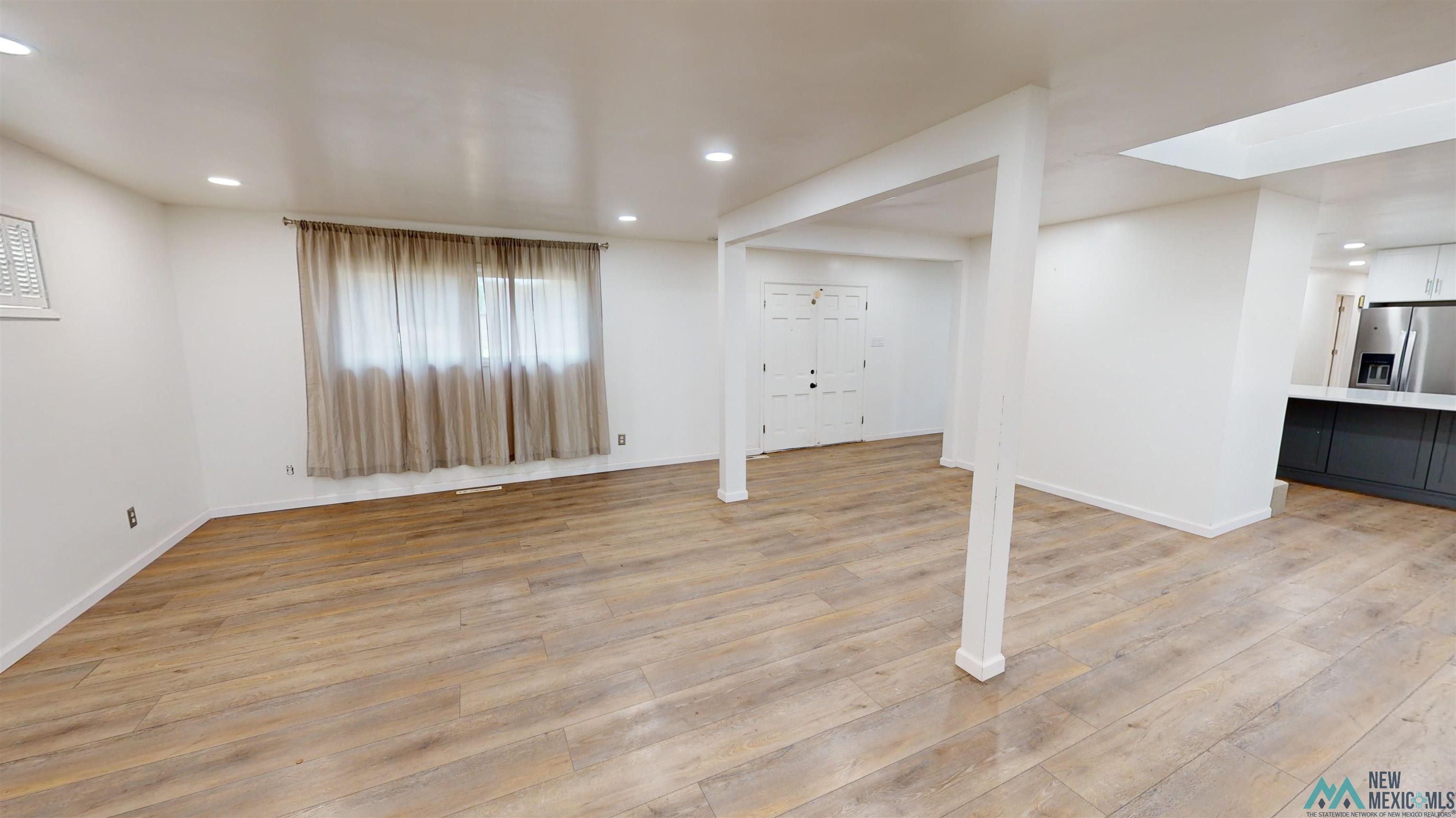 1017 W Avenue J, Lovington, New Mexico image 2