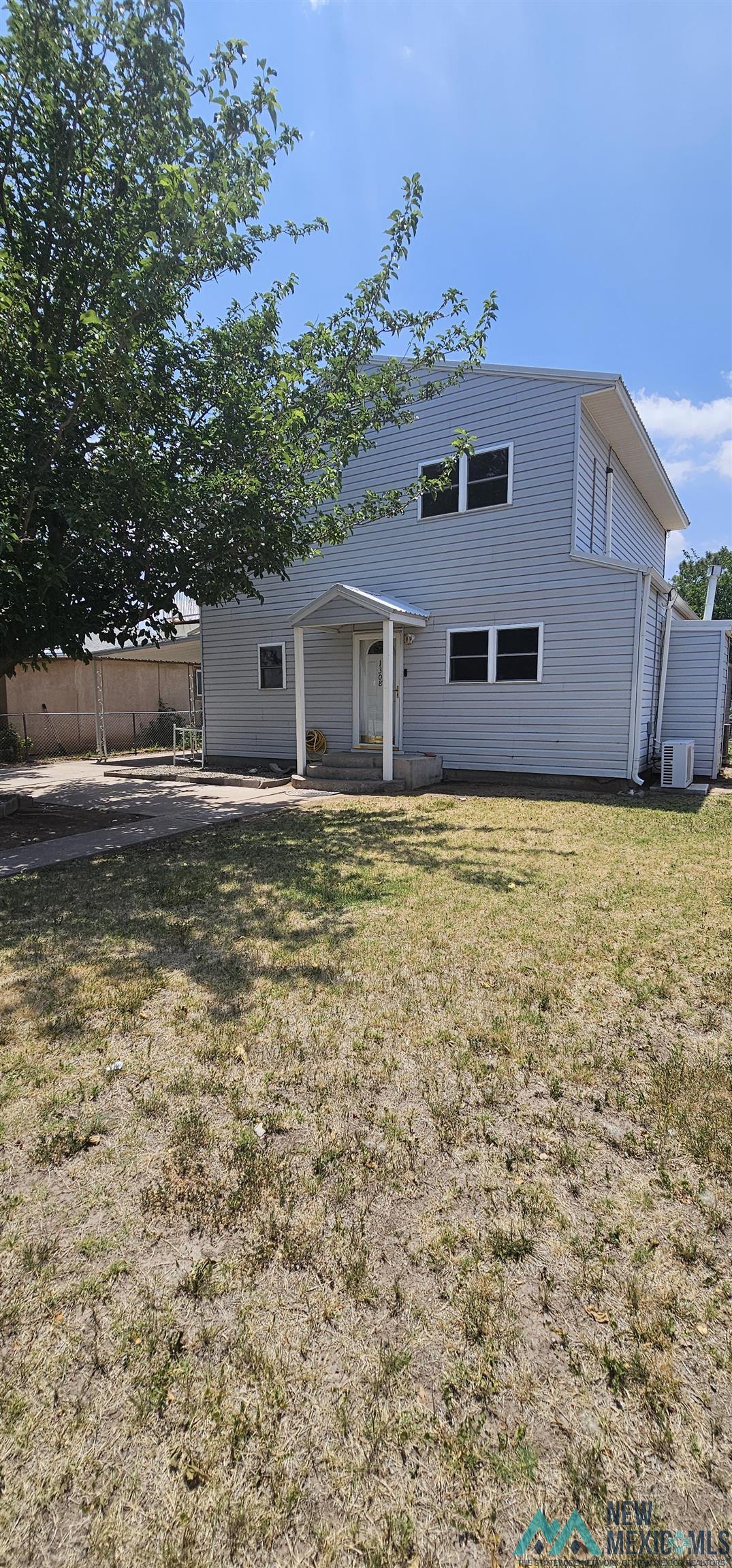 1308 E Alameda Street, Roswell, Texas image 6