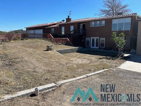 Homes For Sale - 202 San Mateo Avenue<br/> Elephant Butte, NM 87935