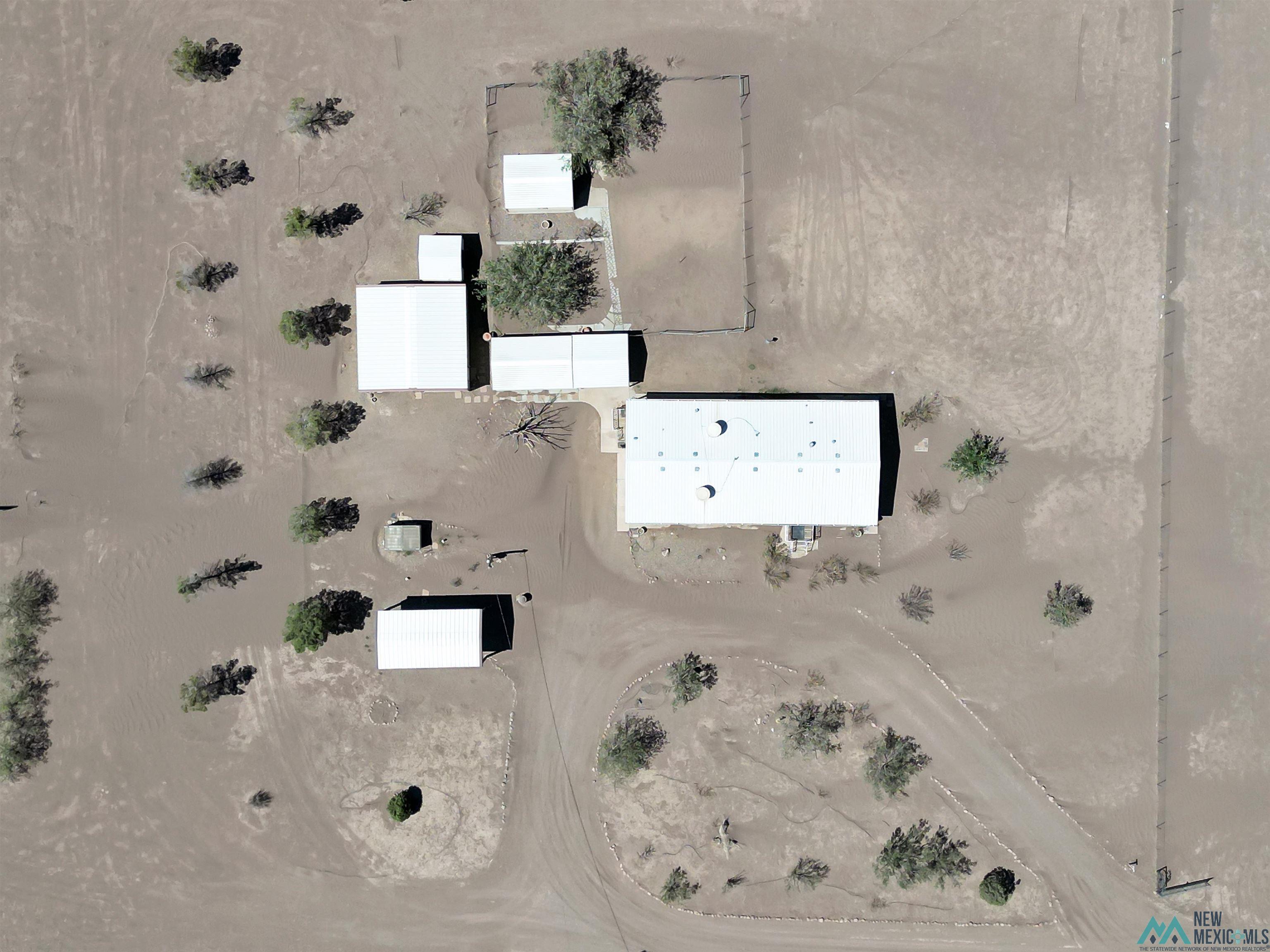 4476 SE Josefita Road, Deming, Texas image 2