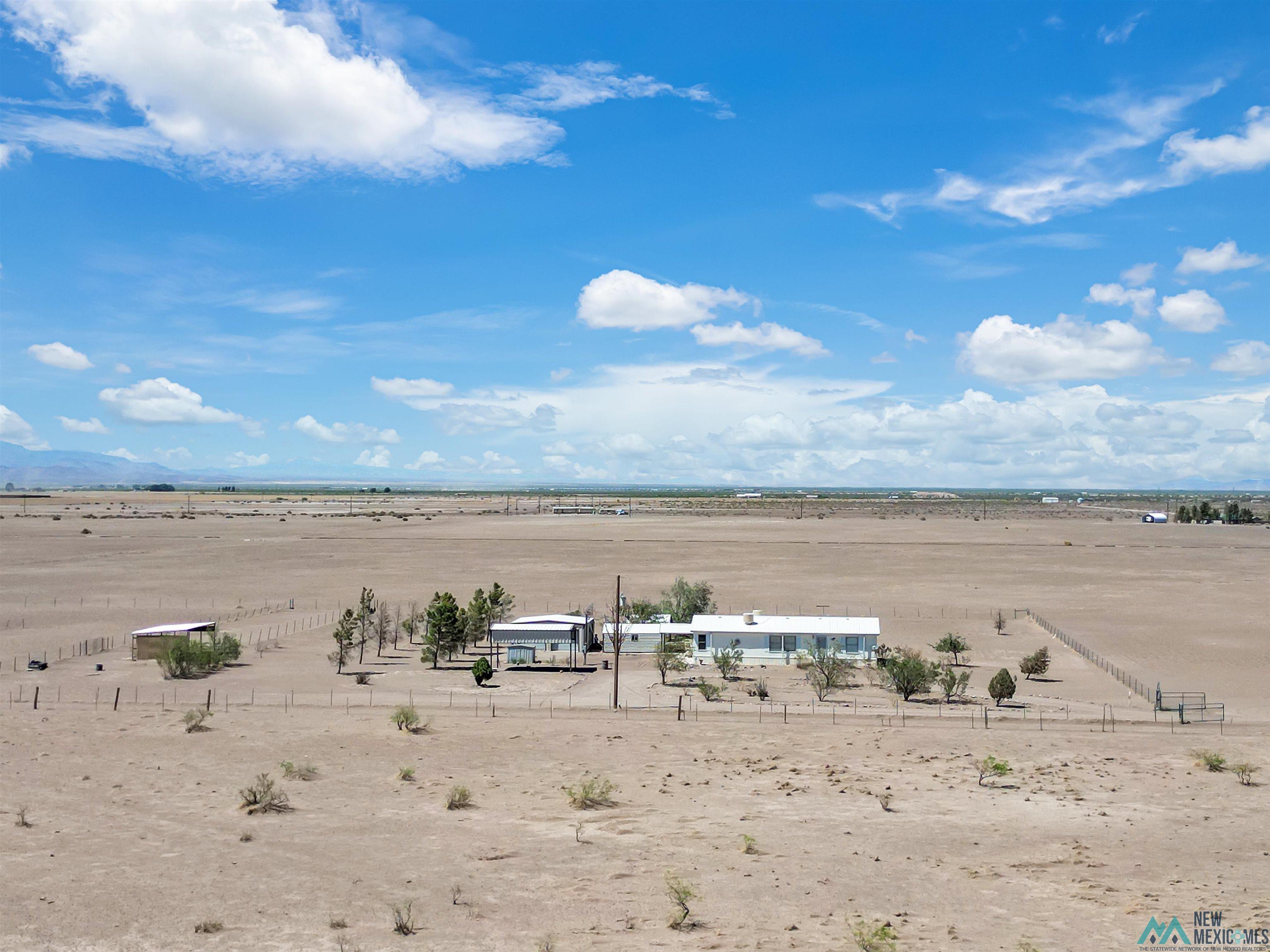 4476 SE Josefita Road, Deming, Texas image 3