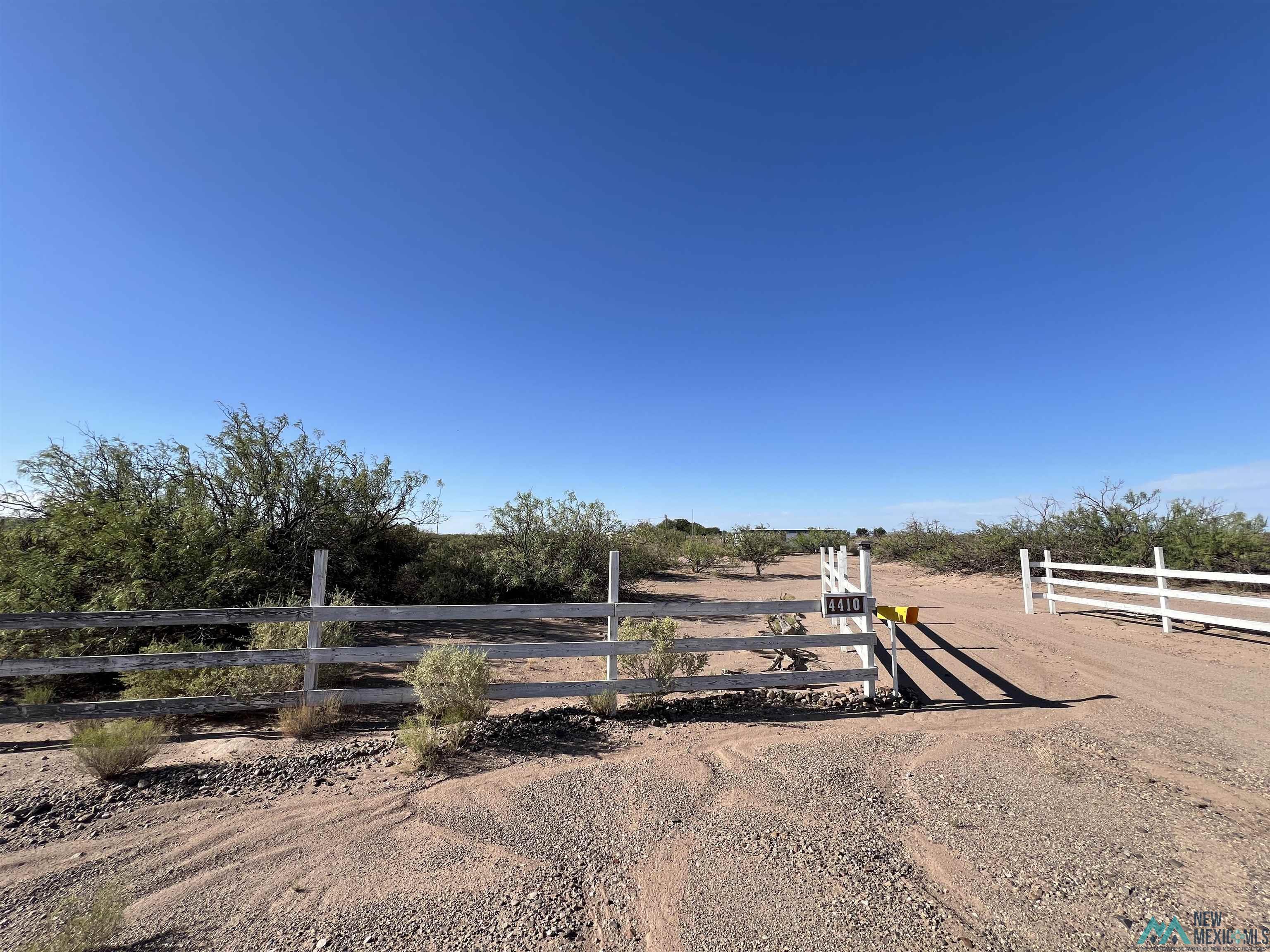 4410 Creosote Road, Deming, Texas image 9