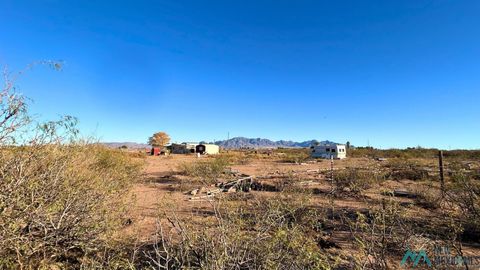 Vacant Land For Sale - 1530 SW El Bordo Road<br/> Luna County, Deming, NM 88030