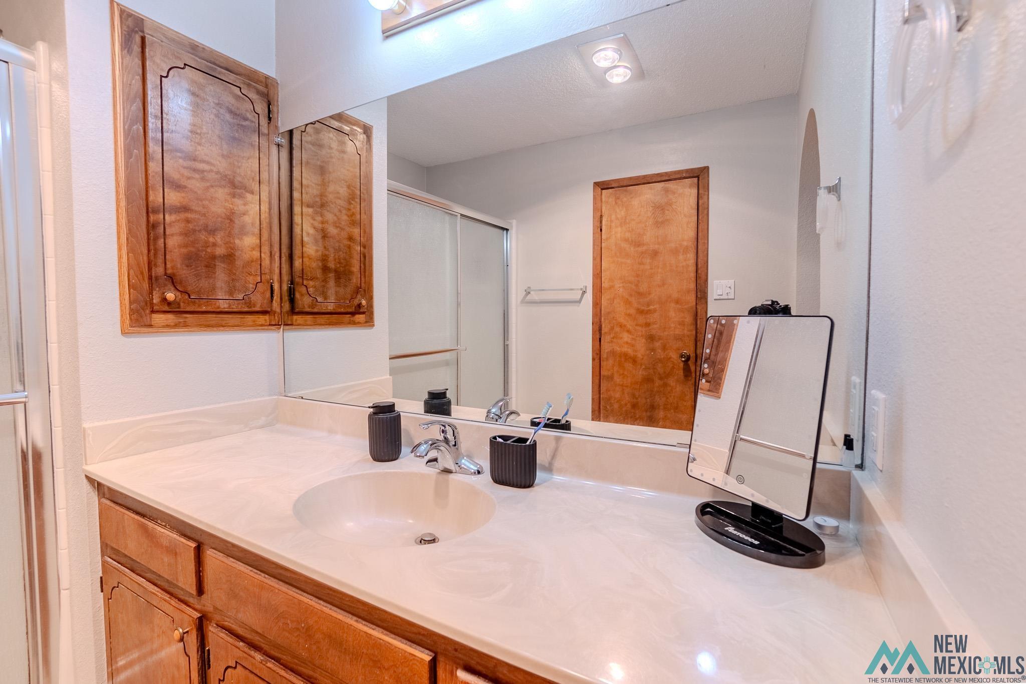 2112 Castle Court, Clovis, Texas image 19