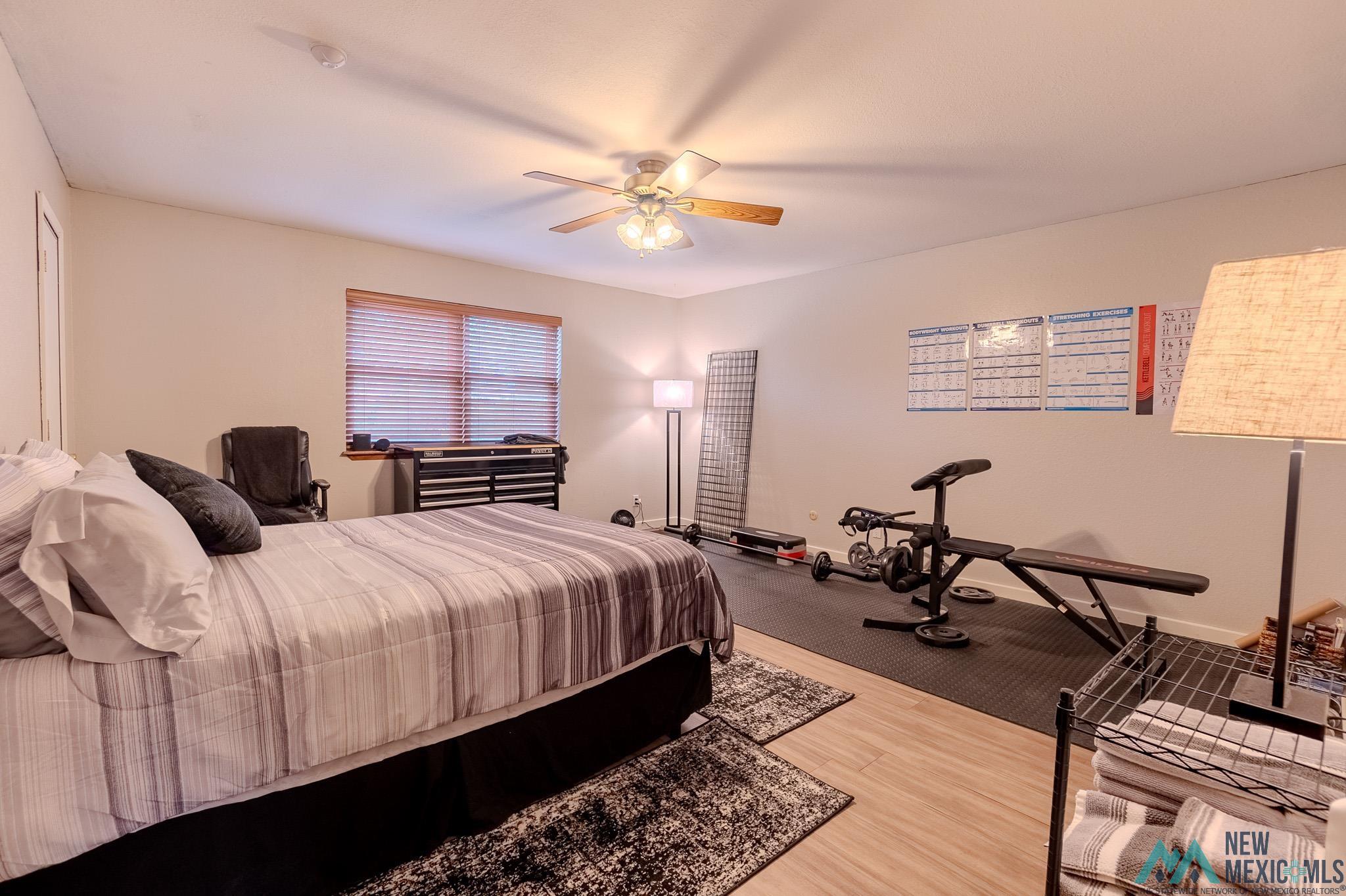 2112 Castle Court, Clovis, Texas image 13