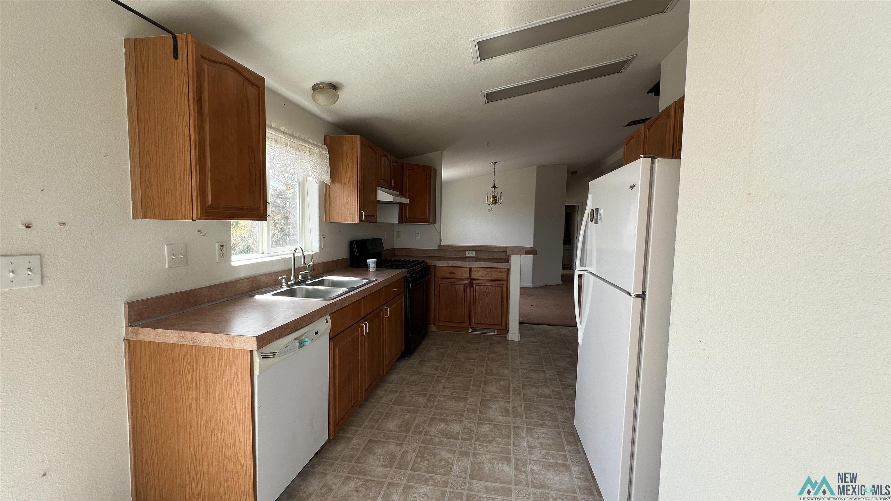 22 Escondido Drive, Quemado, New Mexico image 3