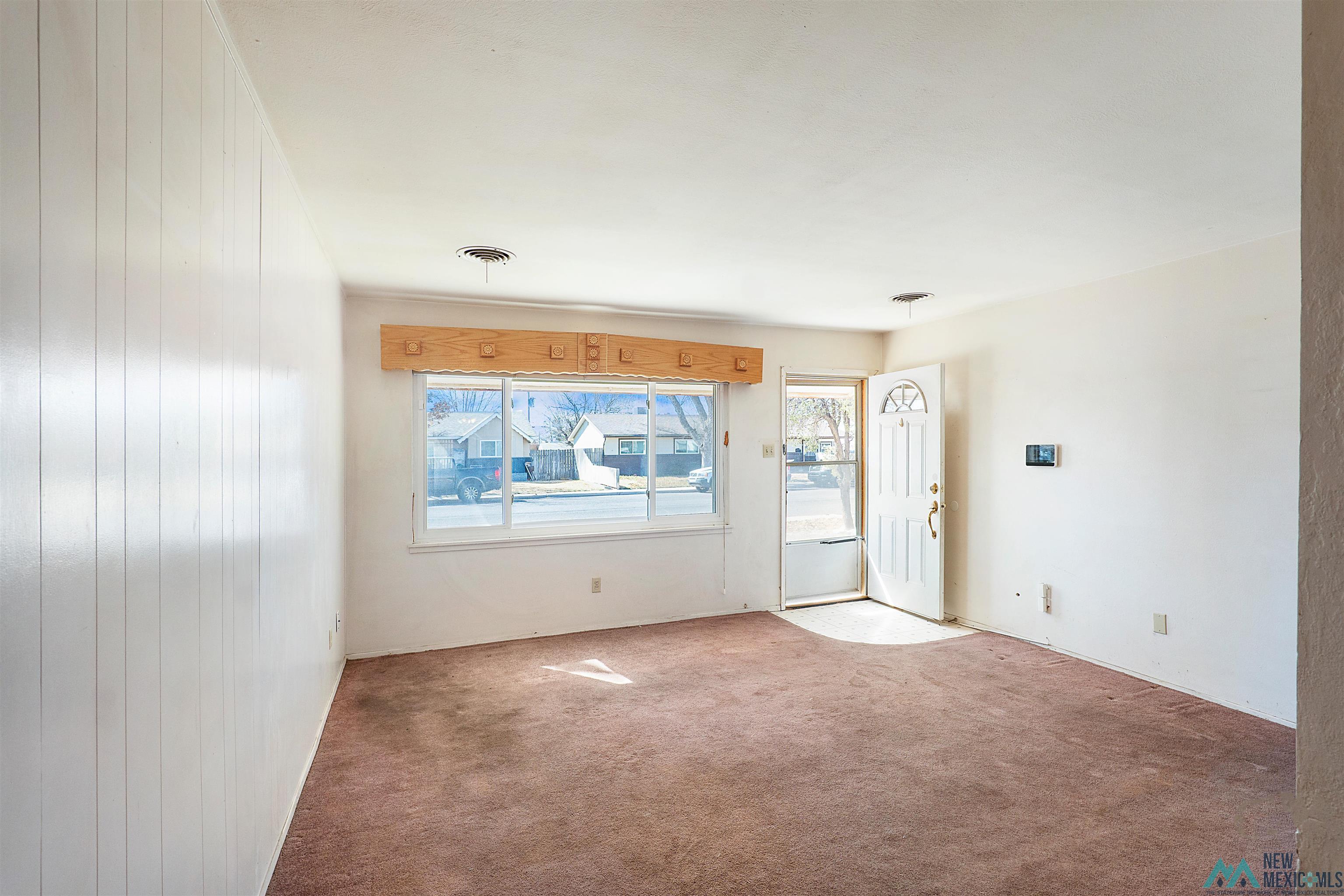 916 W Iron Avenue, Hobbs, Texas image 4