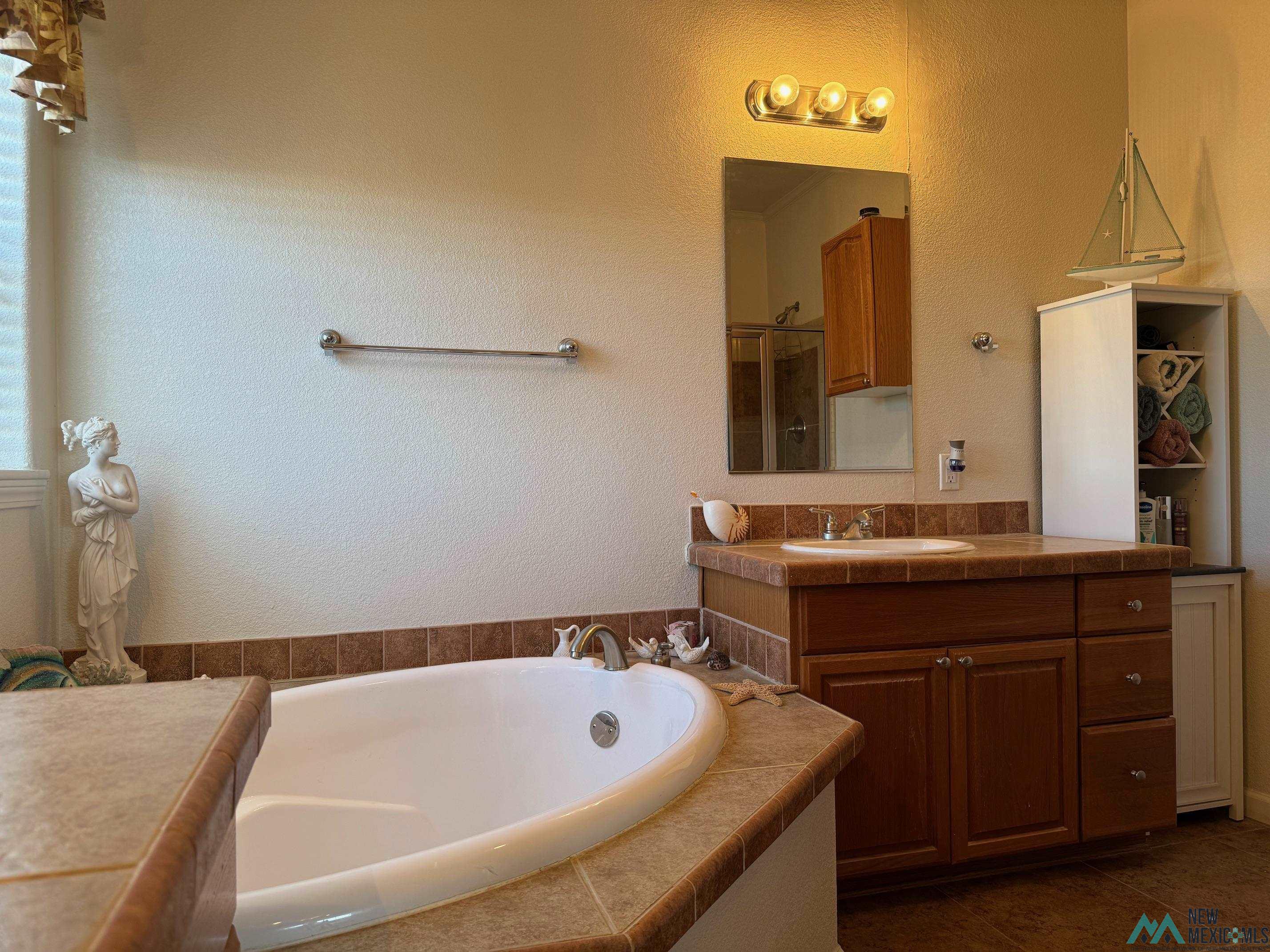 104 Hummingbird Lane, Logan, California image 26