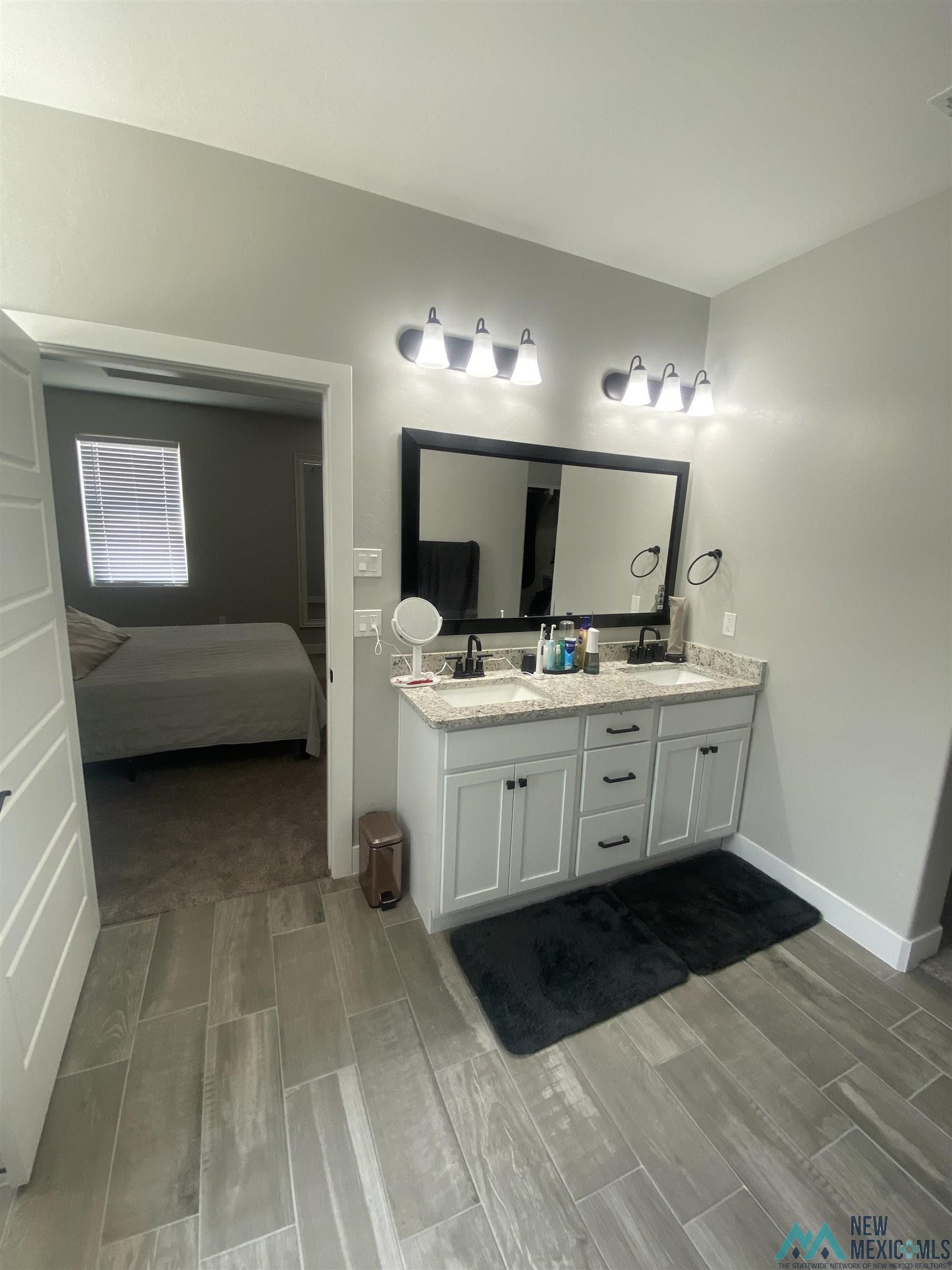 5109 W Grey Ghost Road, Hobbs, Texas image 8