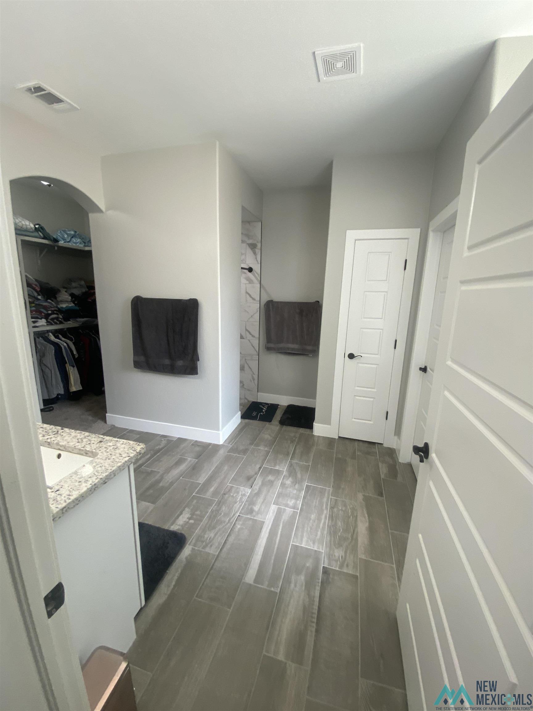5109 W Grey Ghost Road, Hobbs, Texas image 7