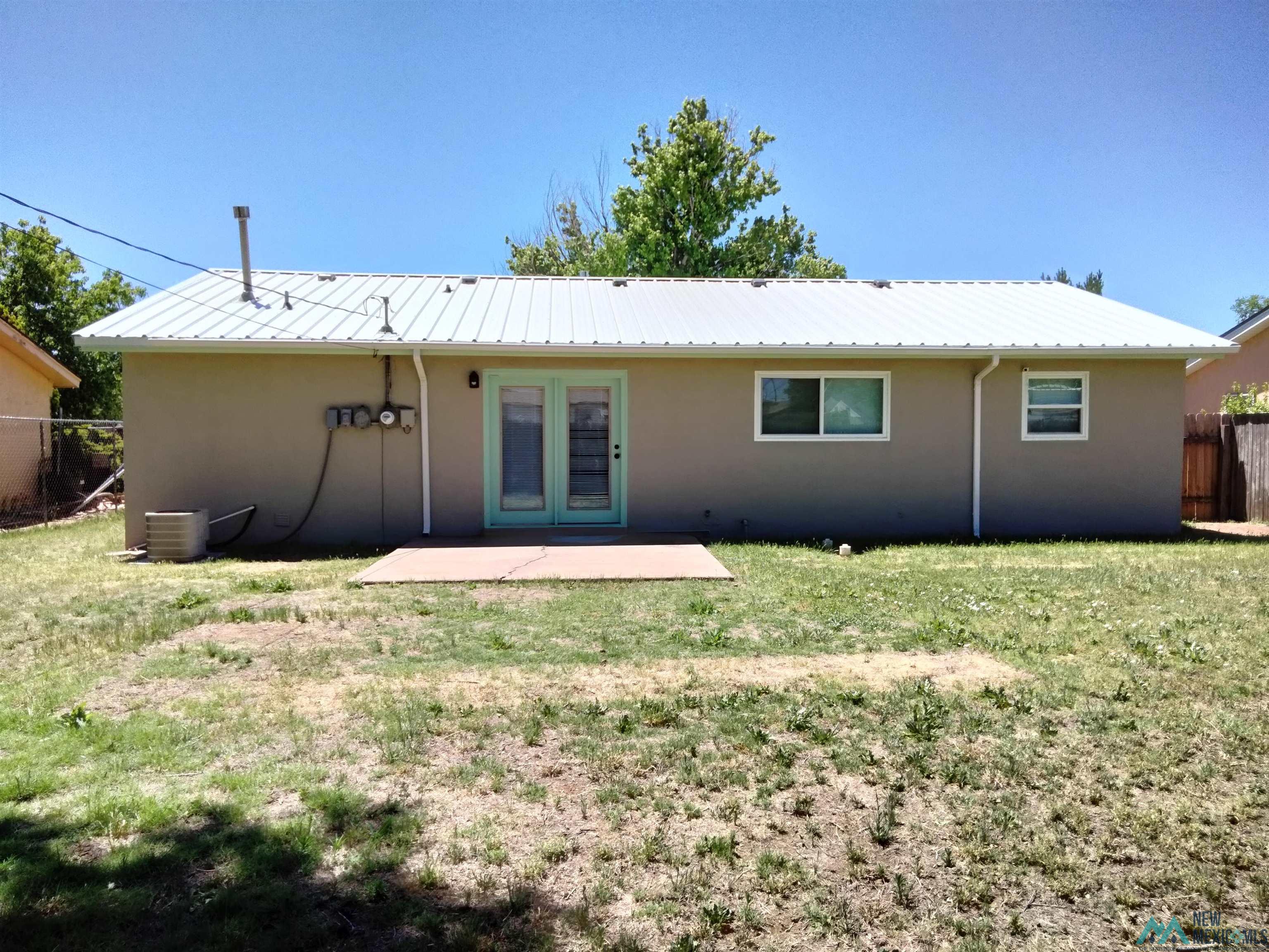 1208 Comer Drive, Clovis, Texas image 25
