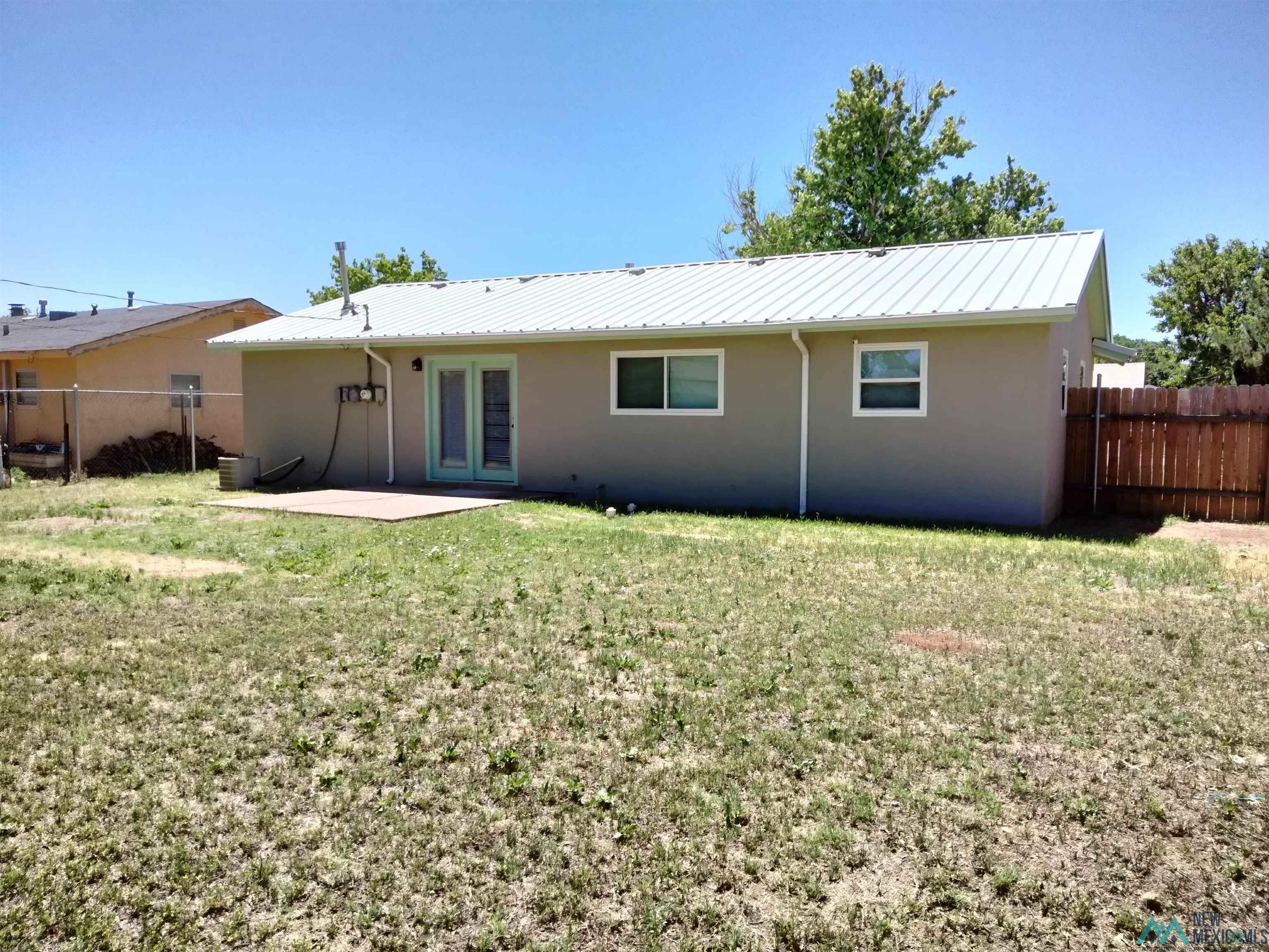 1208 Comer Drive, Clovis, Texas image 24