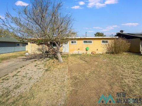 Homes For Sale - 1622 N Gila Drive<br/> Hobbs, NM 88240