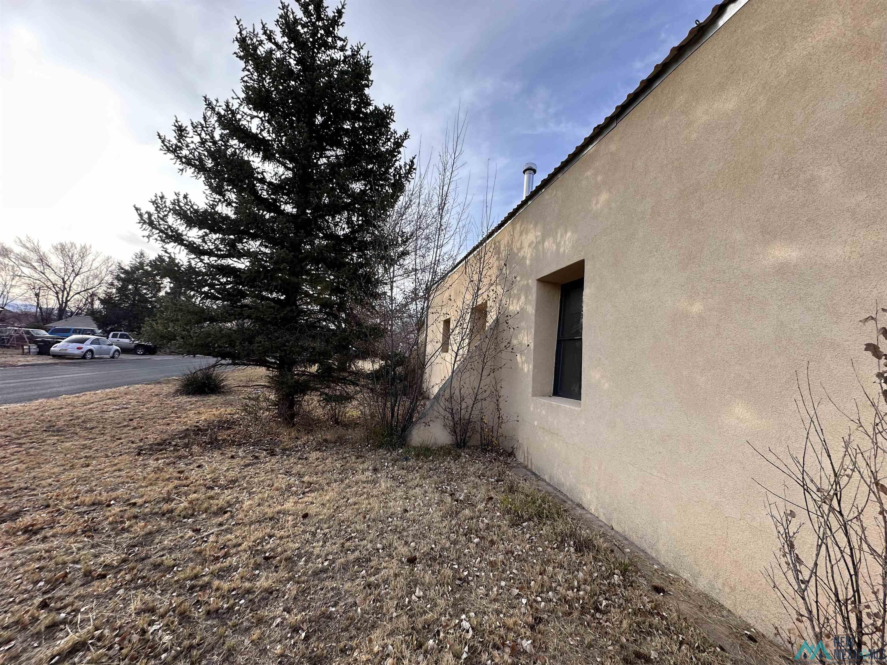 208 S White Oaks Avenue, Capitan, New Mexico image 12