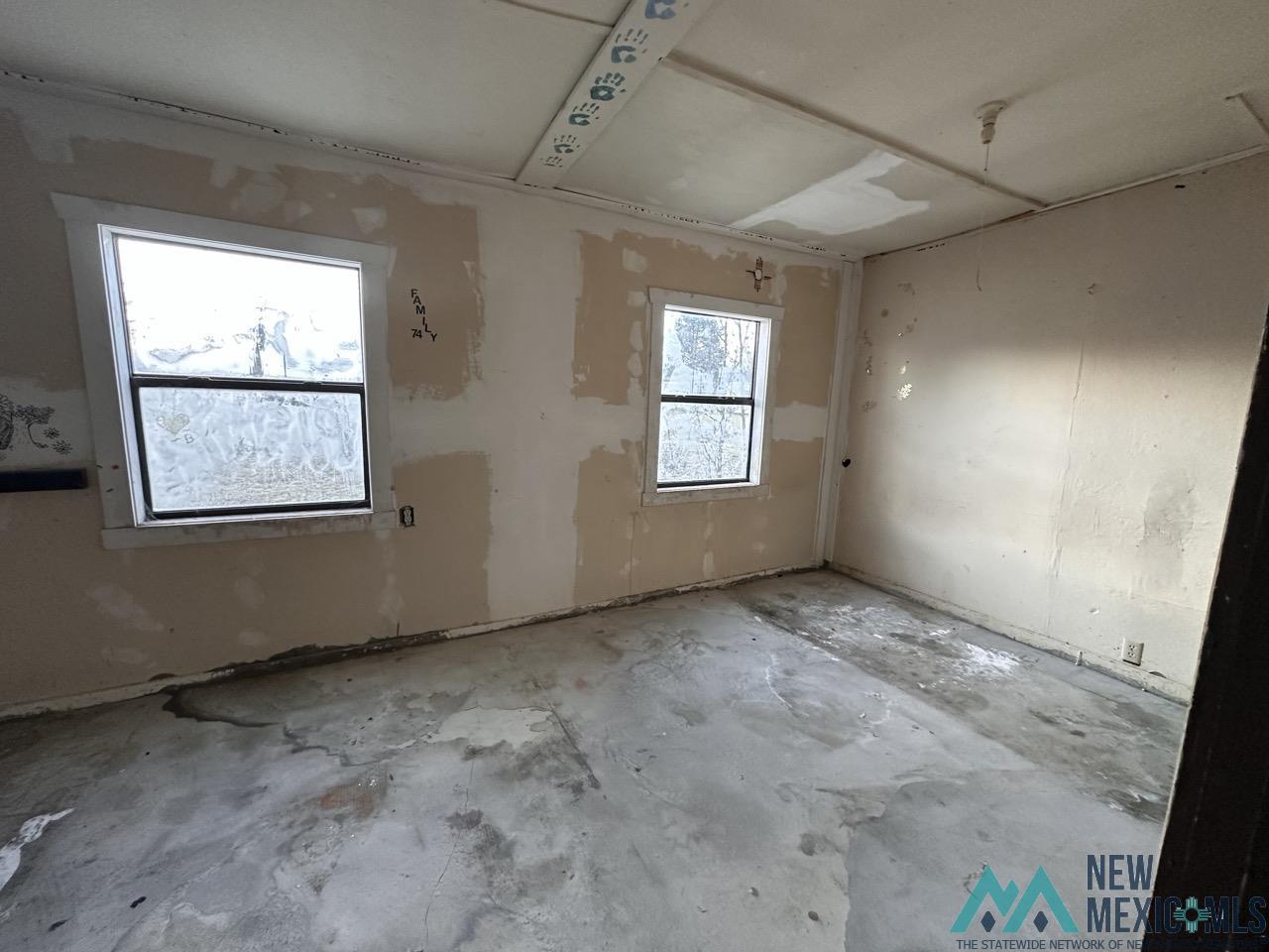 208 S White Oaks Avenue, Capitan, New Mexico image 45