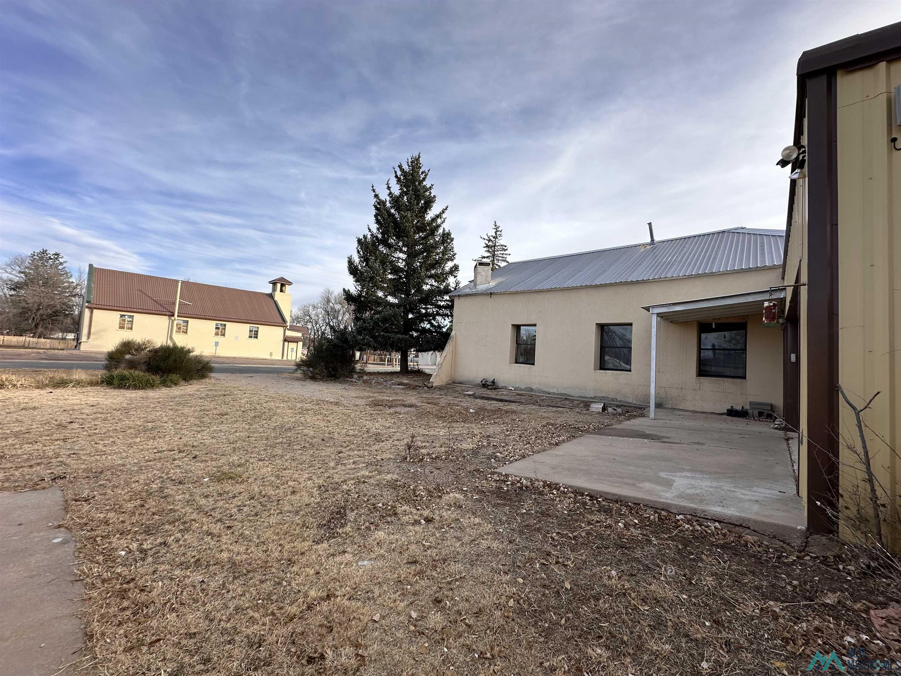 208 S White Oaks Avenue, Capitan, New Mexico image 6