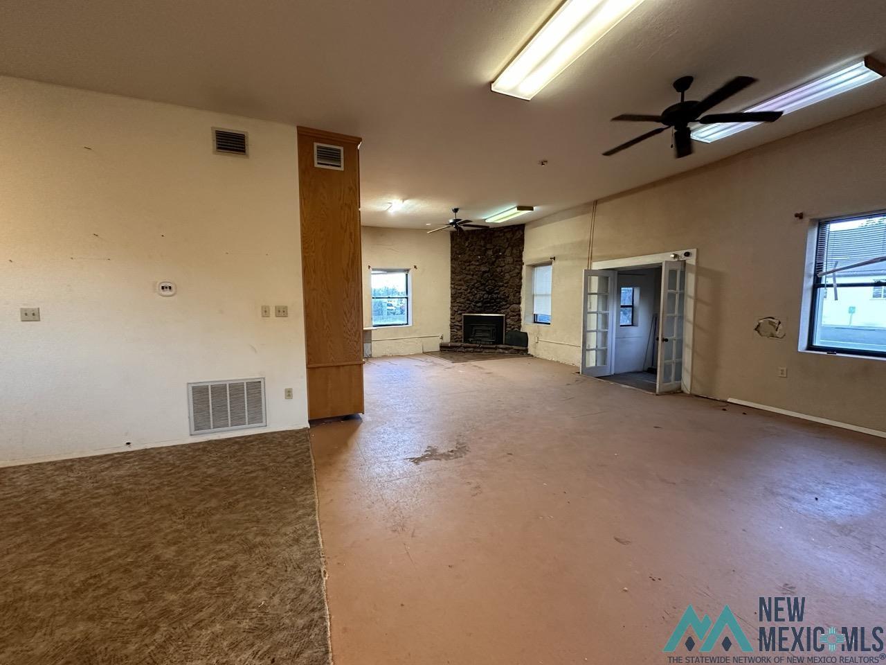 208 S White Oaks Avenue, Capitan, New Mexico image 34