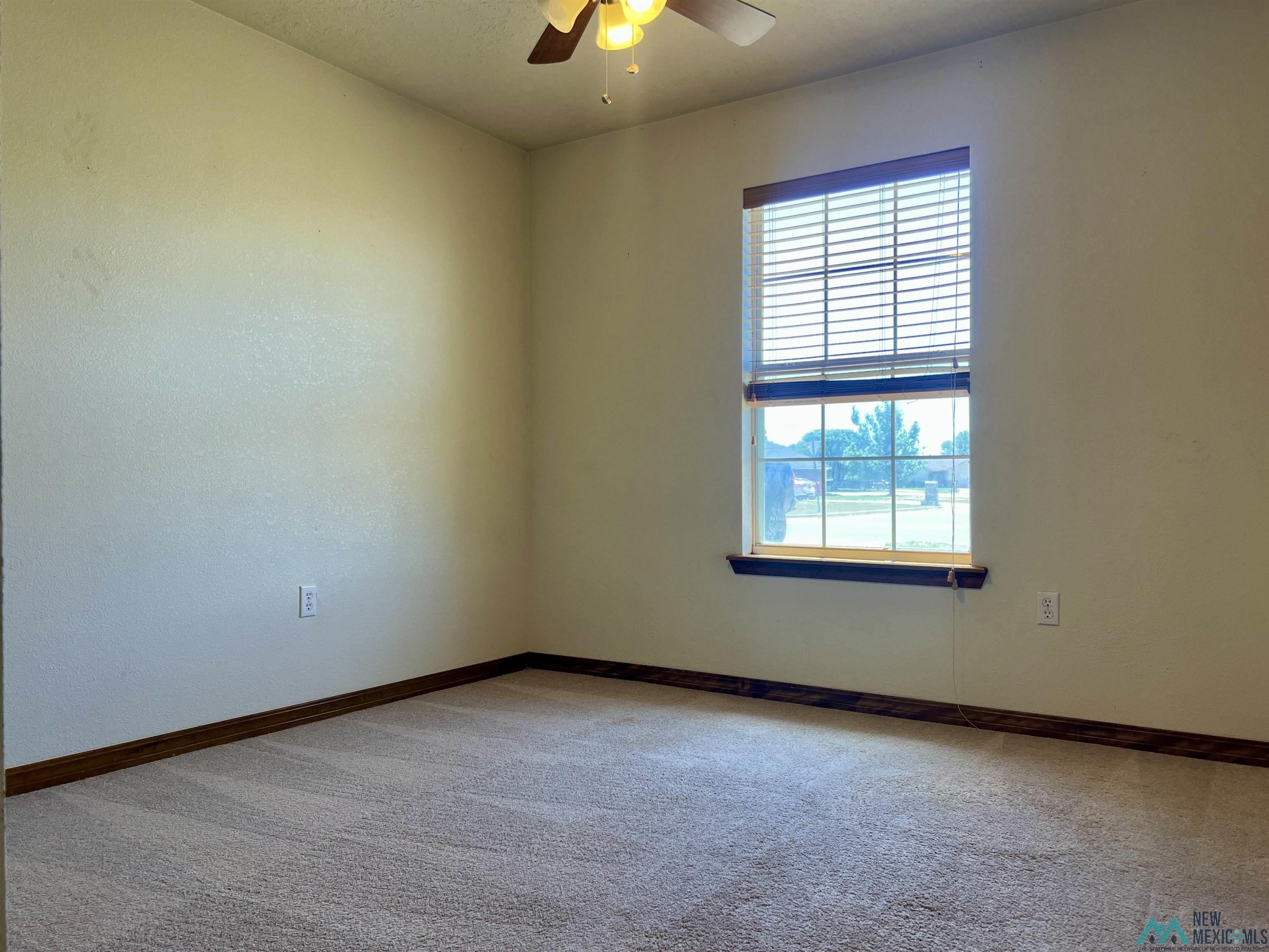 708 Starlite Drive, Clovis, Texas image 8