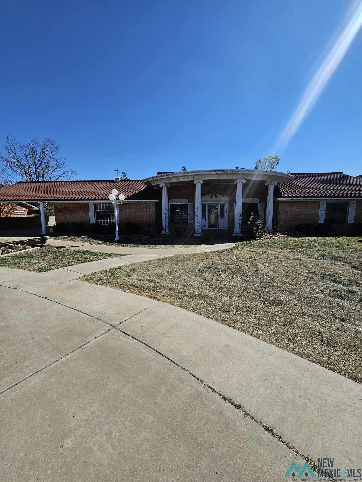 Clovis, New Mexico 88101, United States, 4 Bedrooms Bedrooms, ,3 BathroomsBathrooms,Residential,Pending,62520